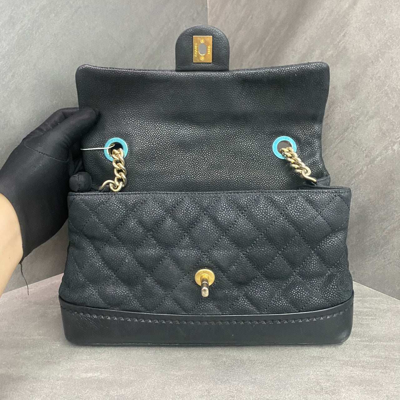 Chanel handle Flap lichee pattern cowhide Mumbai Series Black-Gold