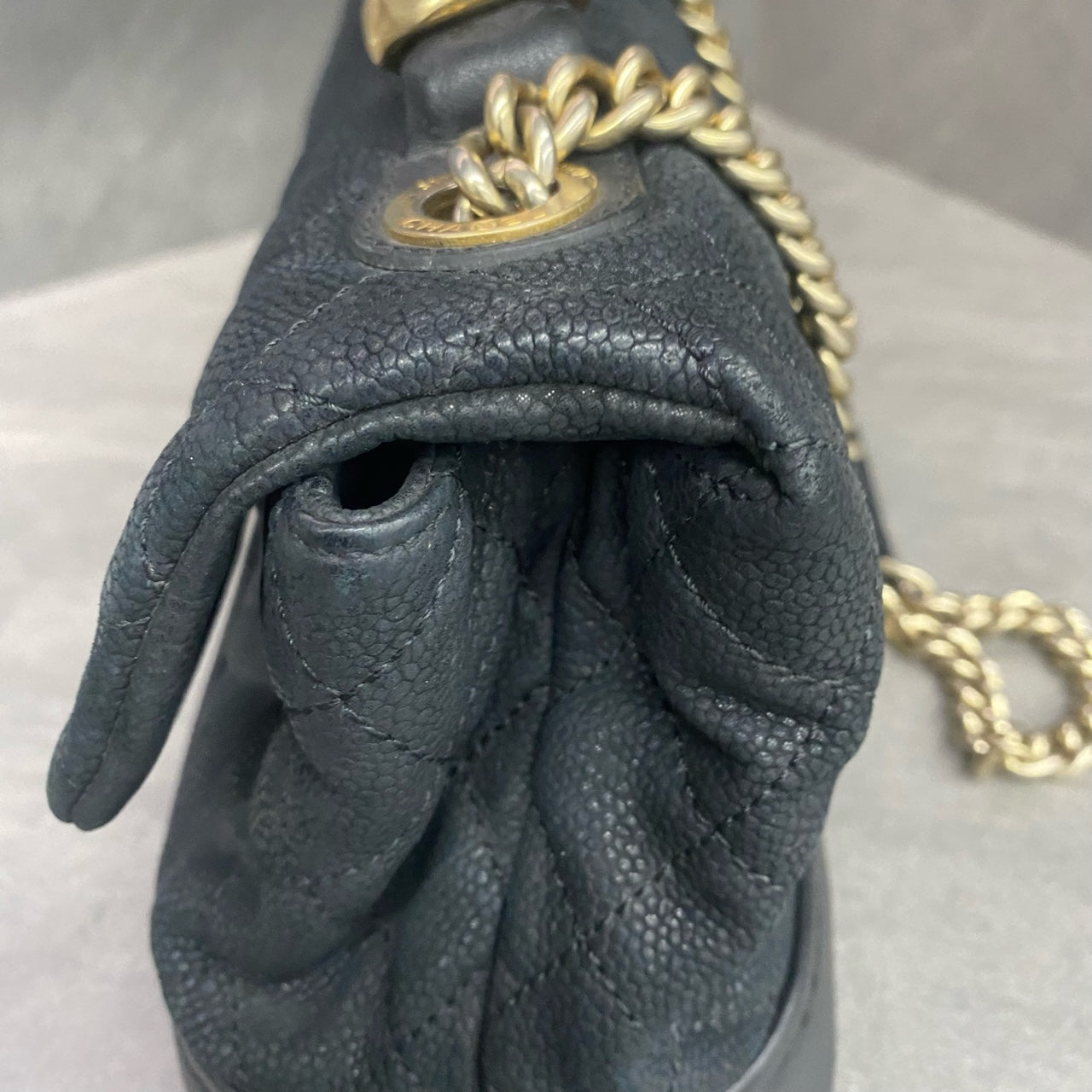 Chanel handle Flap lichee pattern cowhide Mumbai Series Black-Gold