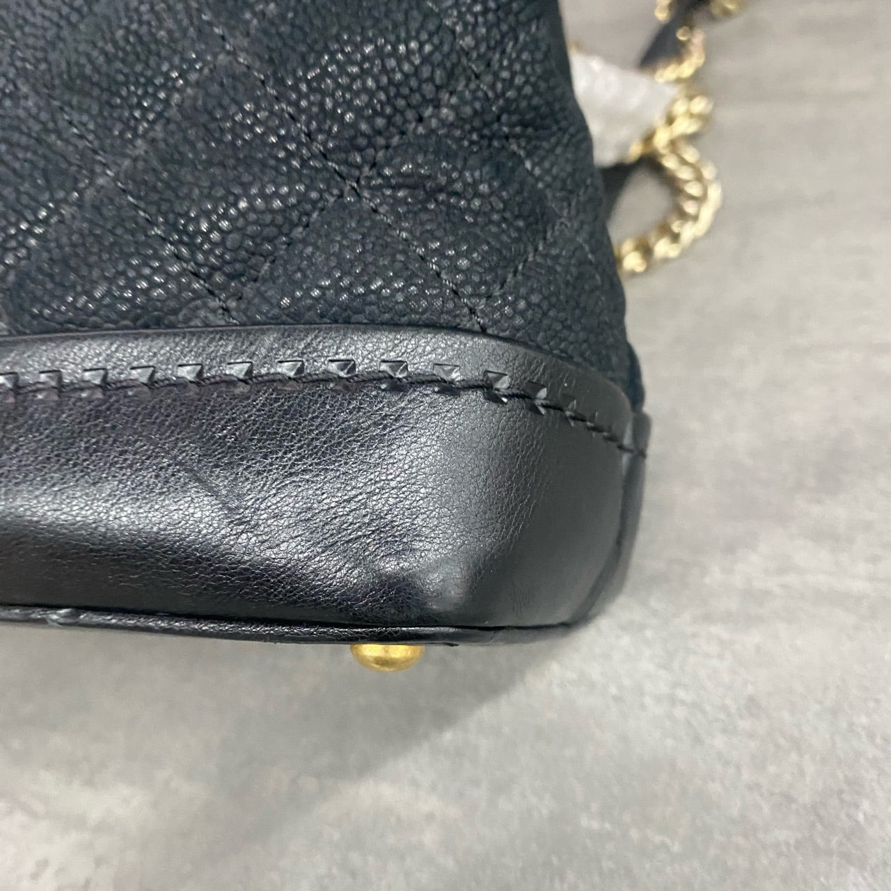 Chanel handle Flap lichee pattern cowhide Mumbai Series Black-Gold