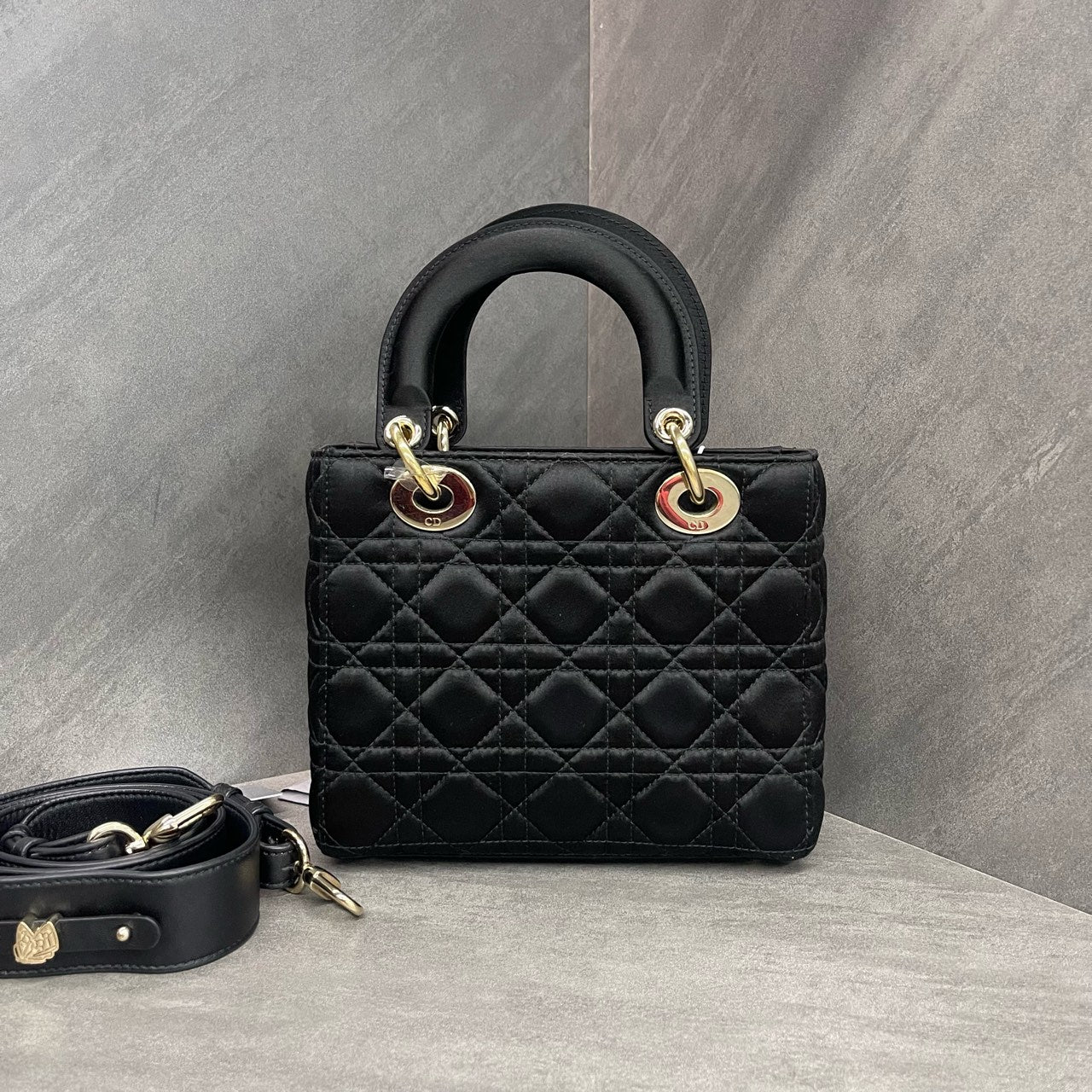 Dior Lady dior Silk fabric middle size Badge style black