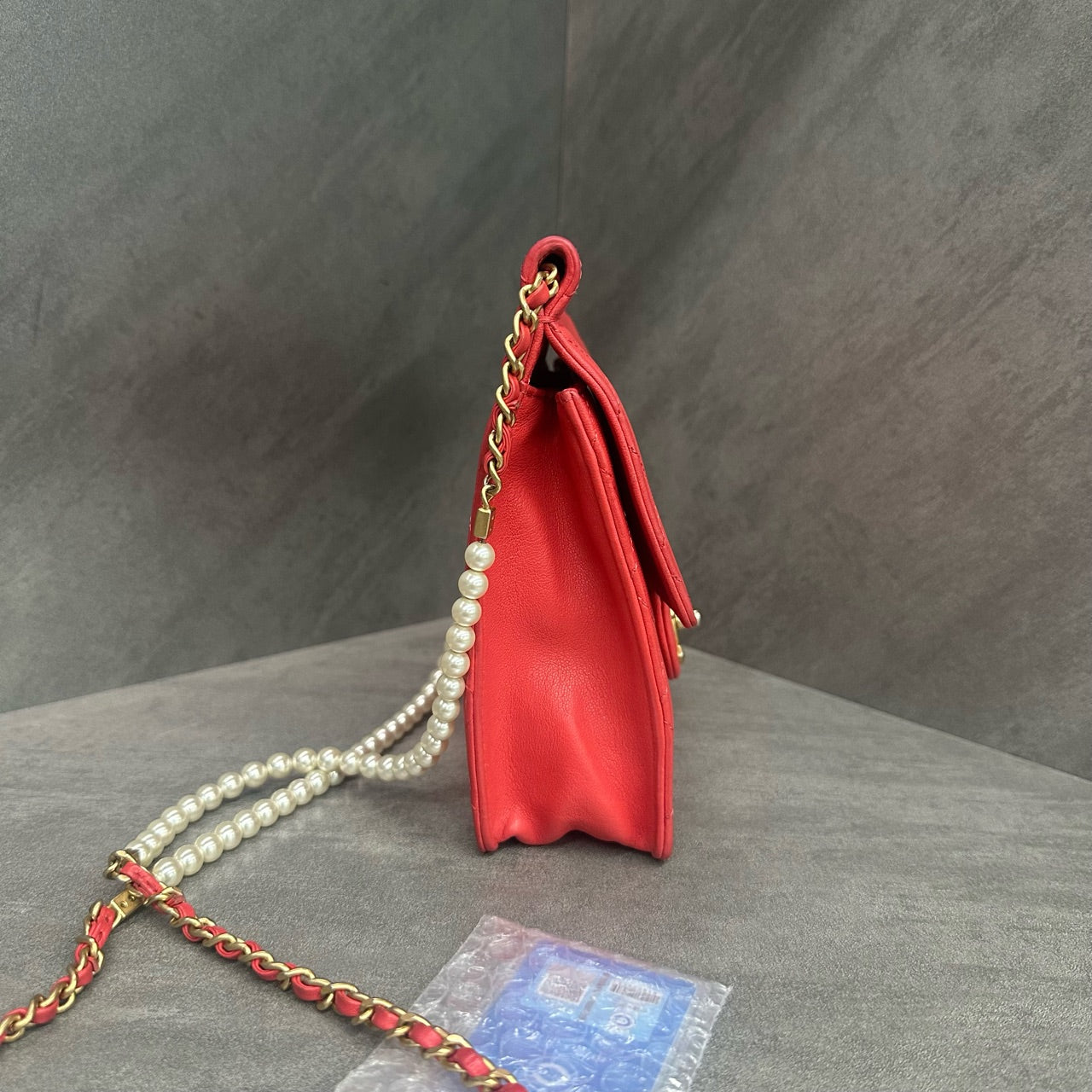 Chanel Classic Flap Vertical version sheepskin with pearl red