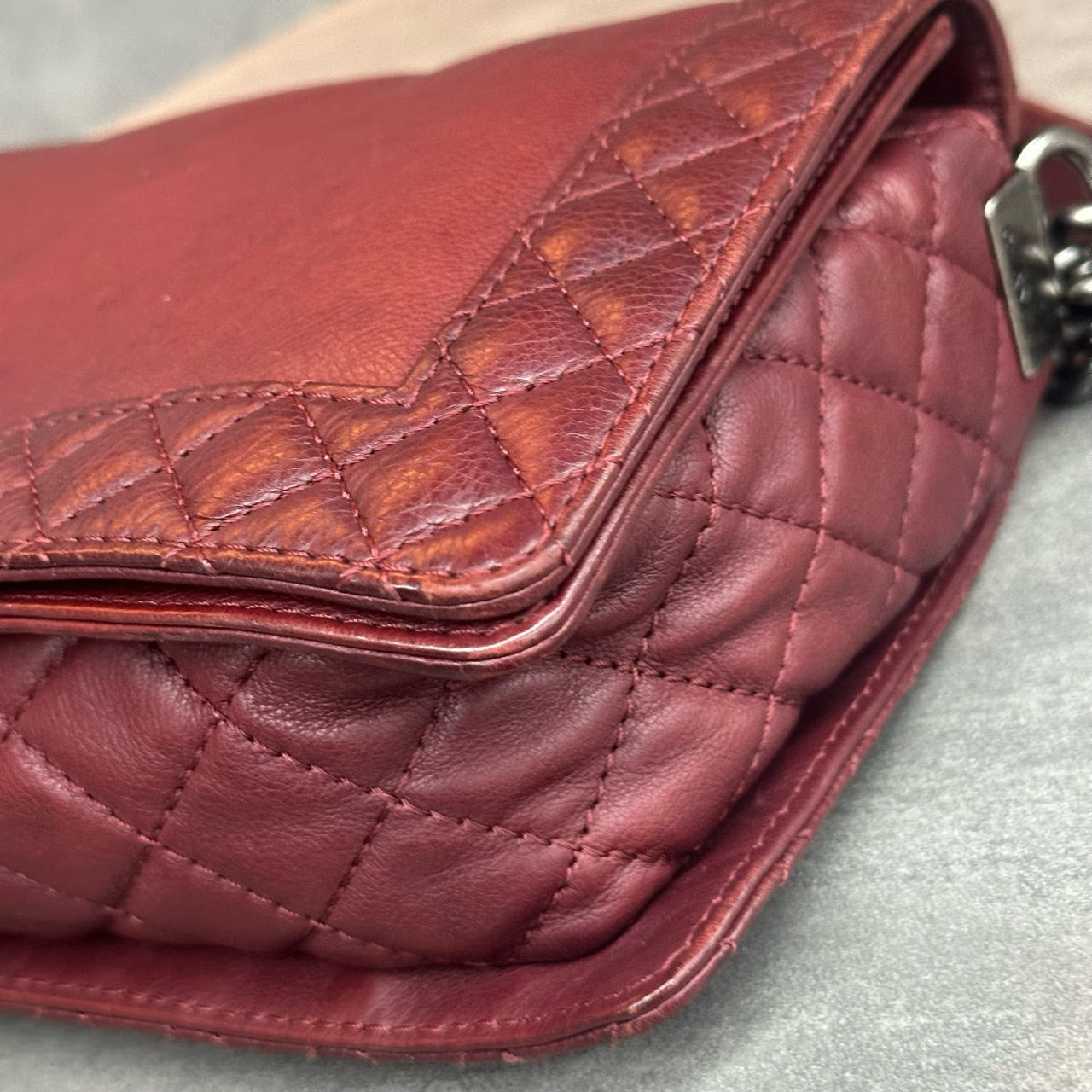 Chanel leboy &nbsp;cowhide vintage soft box middle-large size red