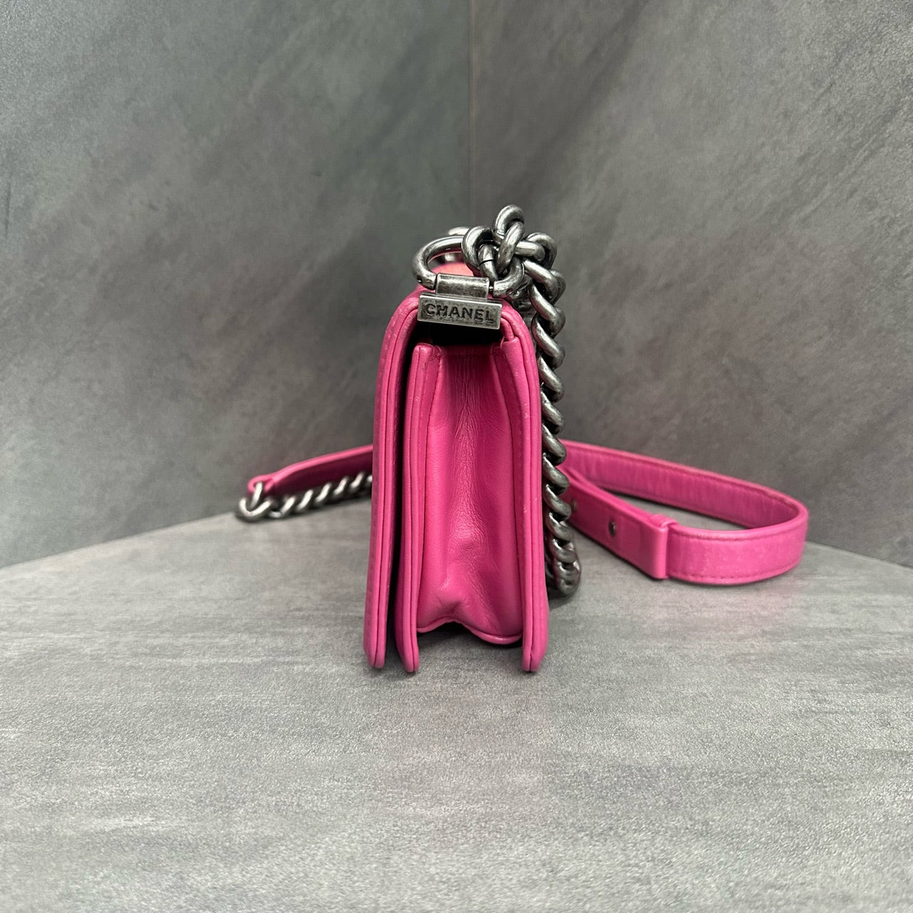 Chanel leboy fish skin small size pink