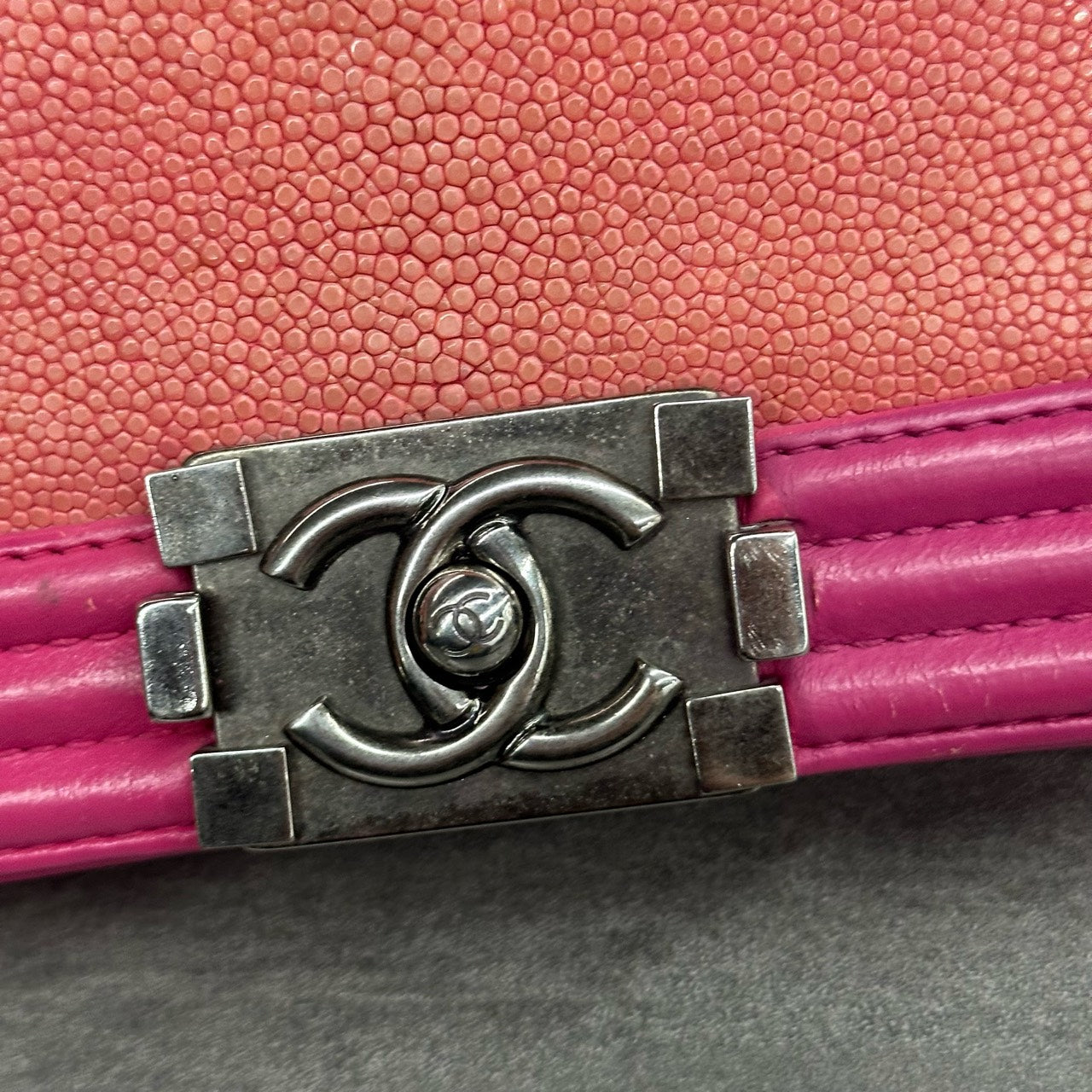 Chanel leboy fish skin small size pink