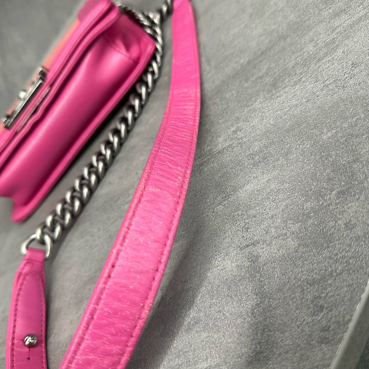 Chanel leboy fish skin small size pink