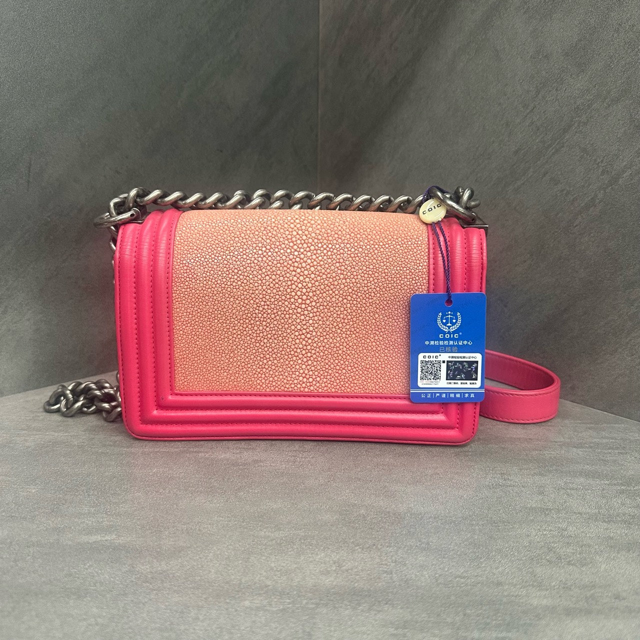 Chanel leboy fish skin small size pink