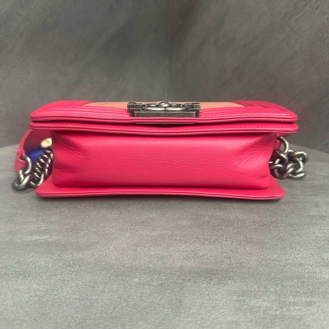 Chanel leboy fish skin small size pink