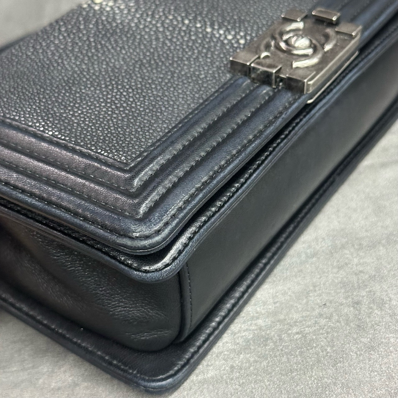 Chanel leboy fish skin middle size black