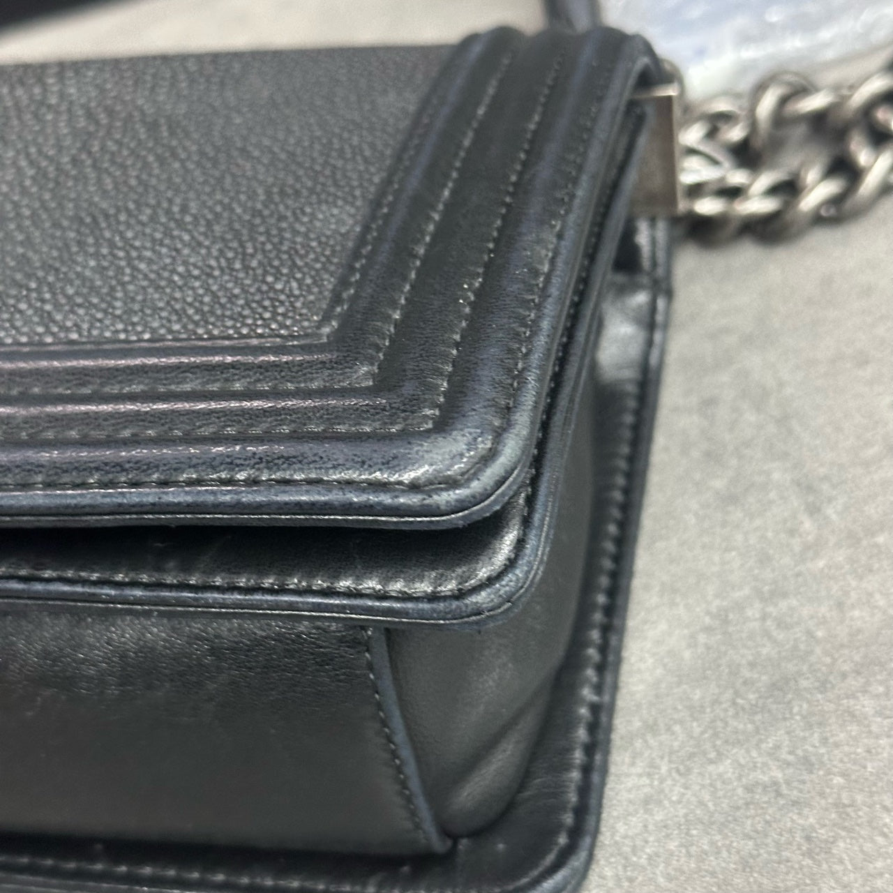 Chanel leboy fish skin middle size black