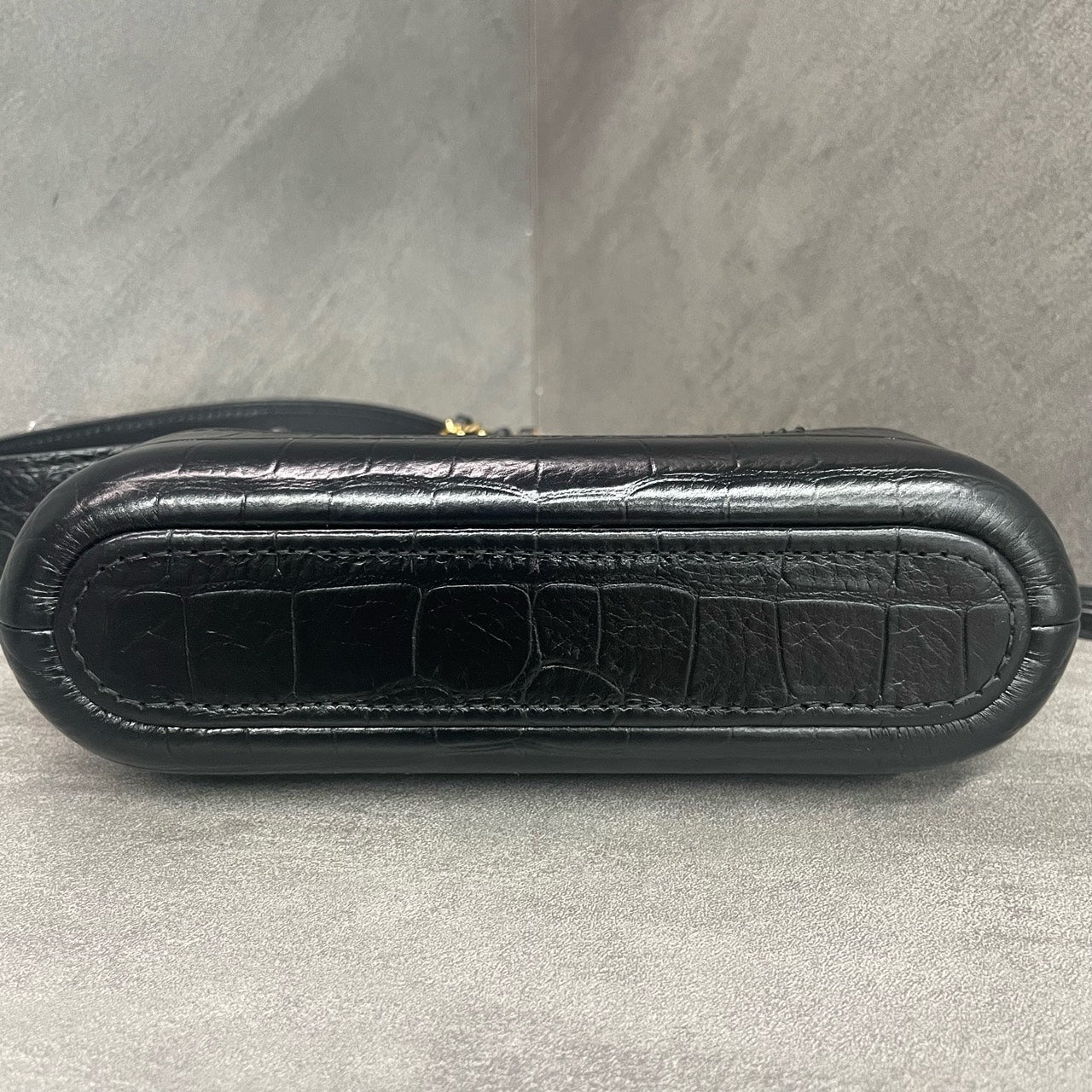 Chanel Gabrielle mini size Crocodile embossing Black-gold