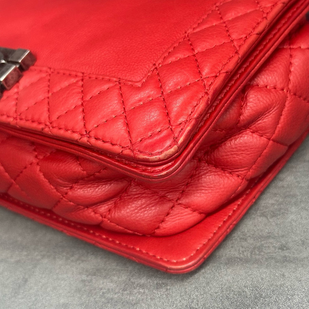 Chanel leboy cowhide soft box middle size red