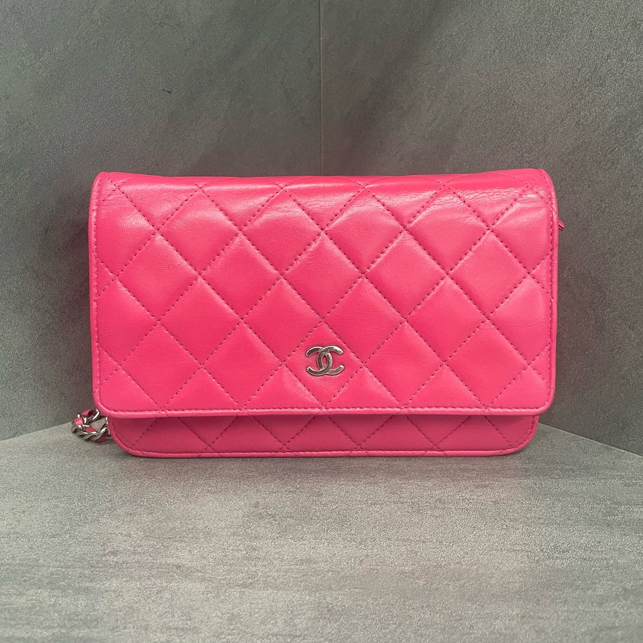 Chanel Woc Camellia series Pink