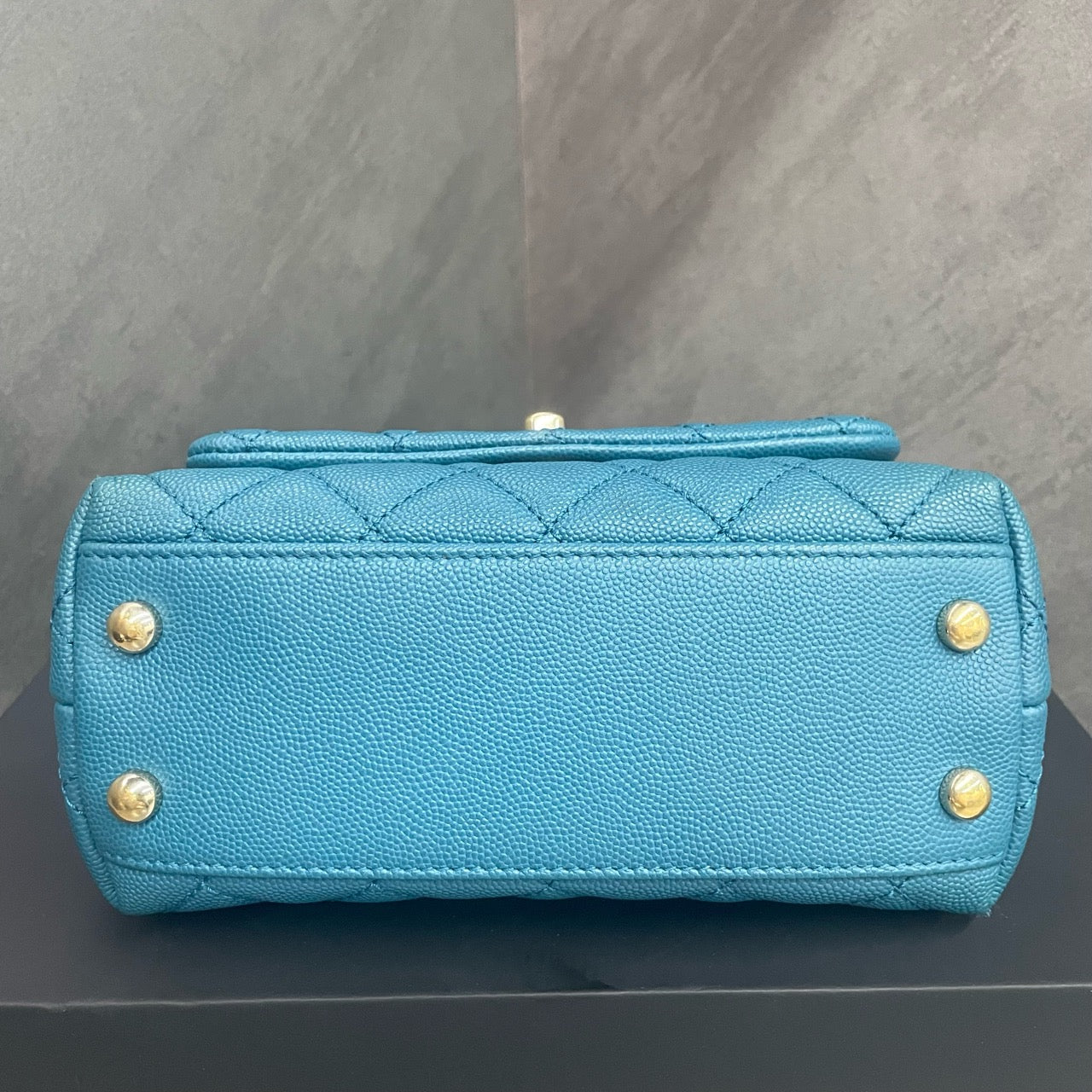 Chanel Cocohandle mini lychee pattern cowhide blue
