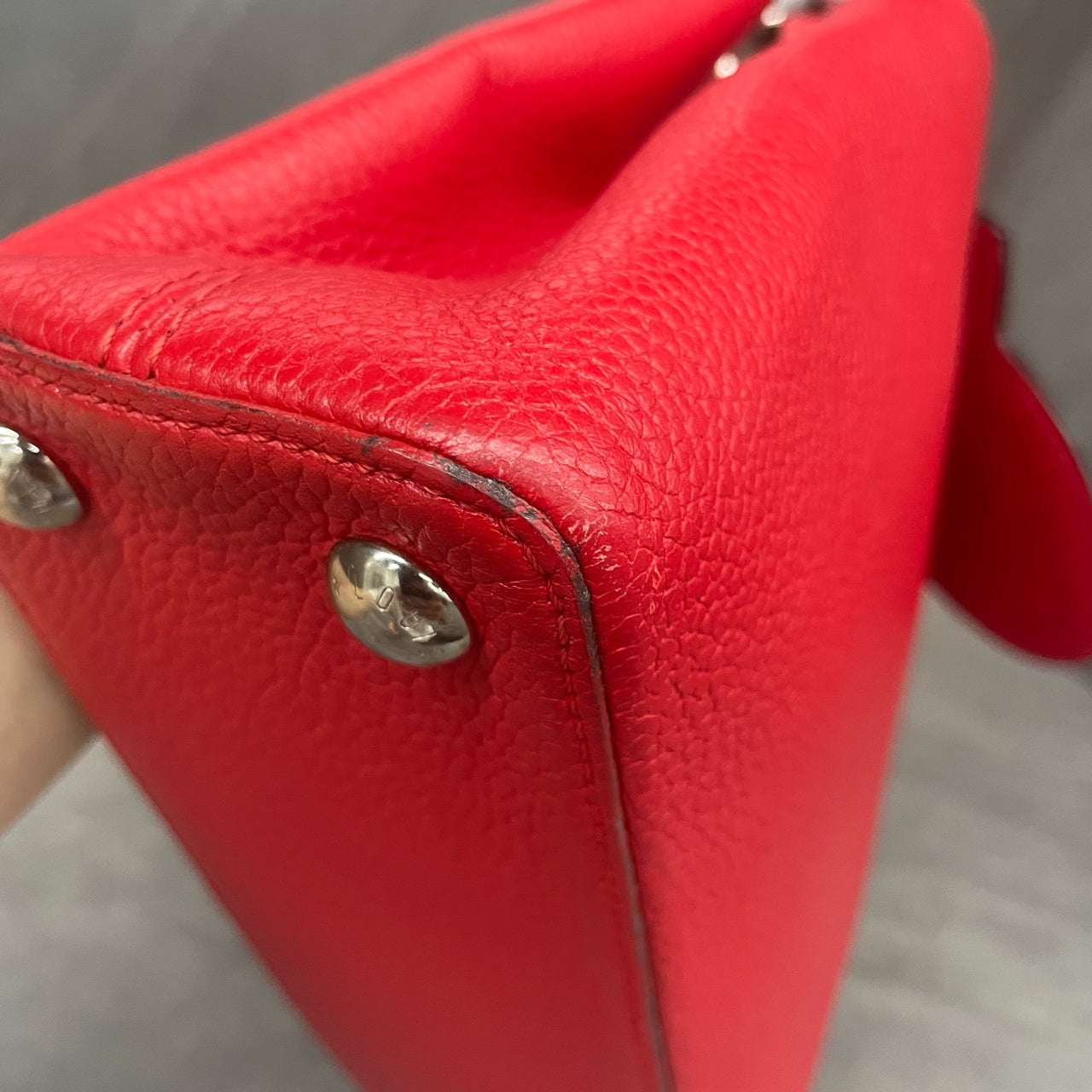 Louis Vuitton Capucines BB Taurillon Red