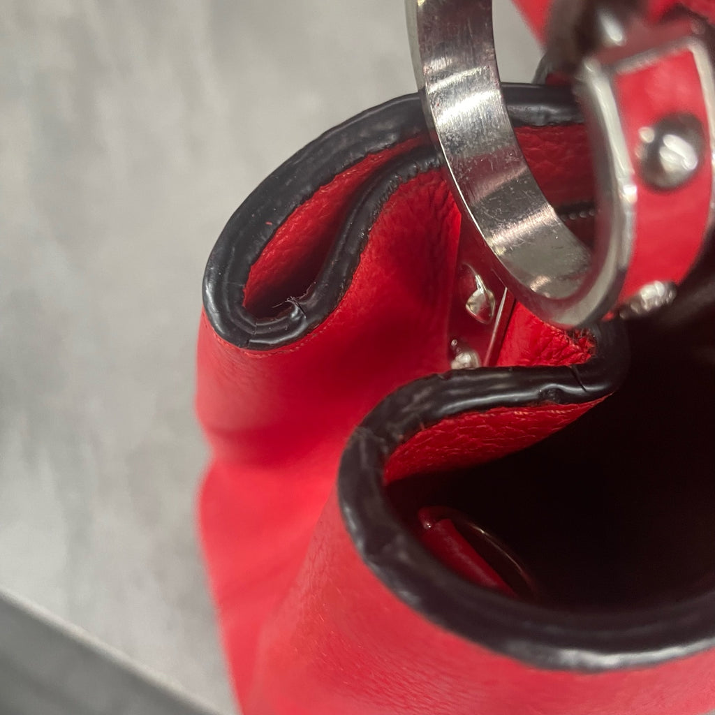 Louis Vuitton Capucines BB Taurillon Red