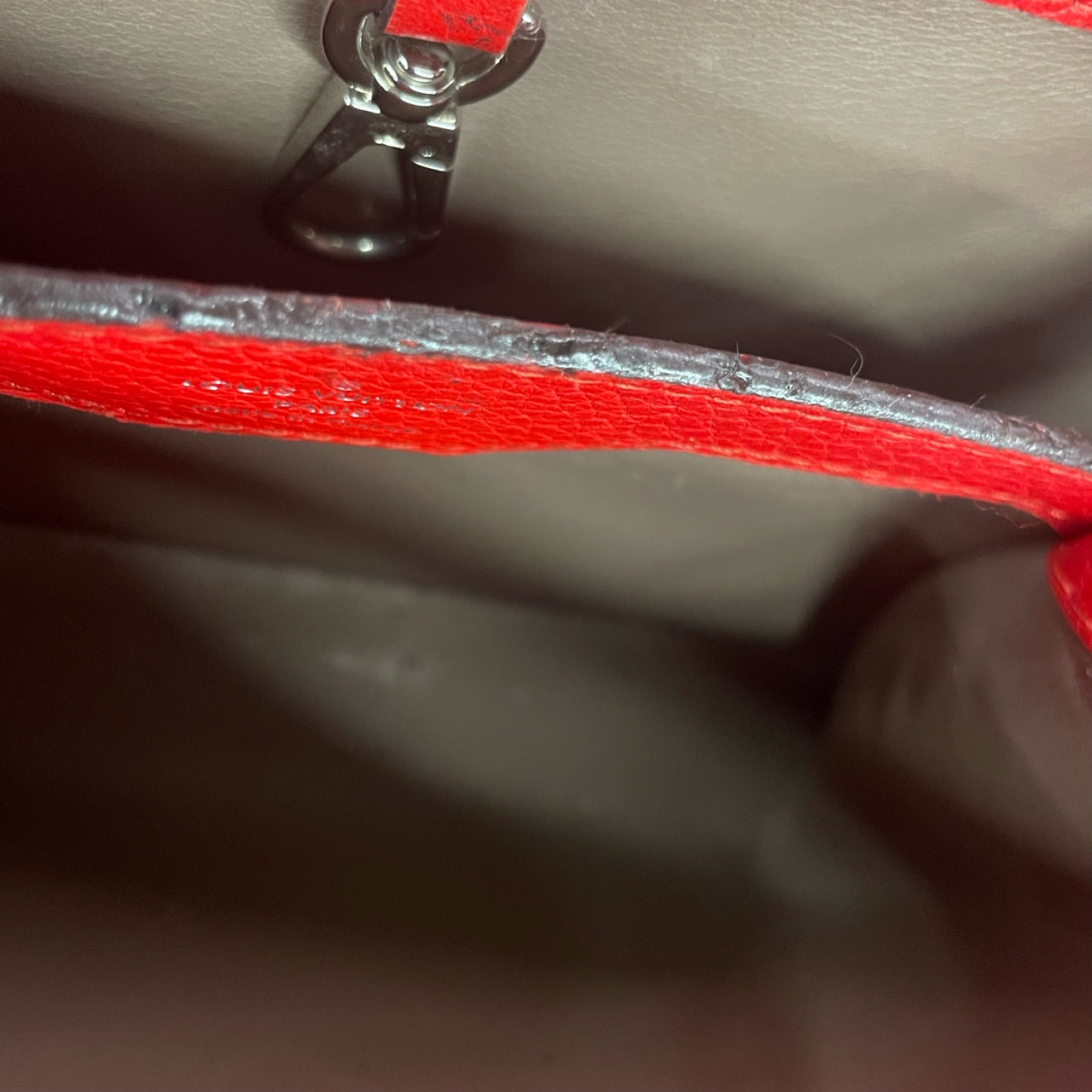 Louis Vuitton Capucines BB Taurillon Red