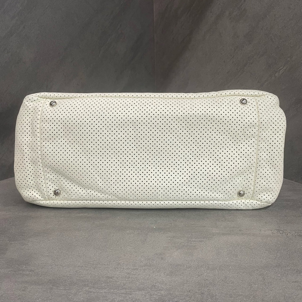 Chanel 2.55 Flap Hollowed cowhide offwhite&nbsp;