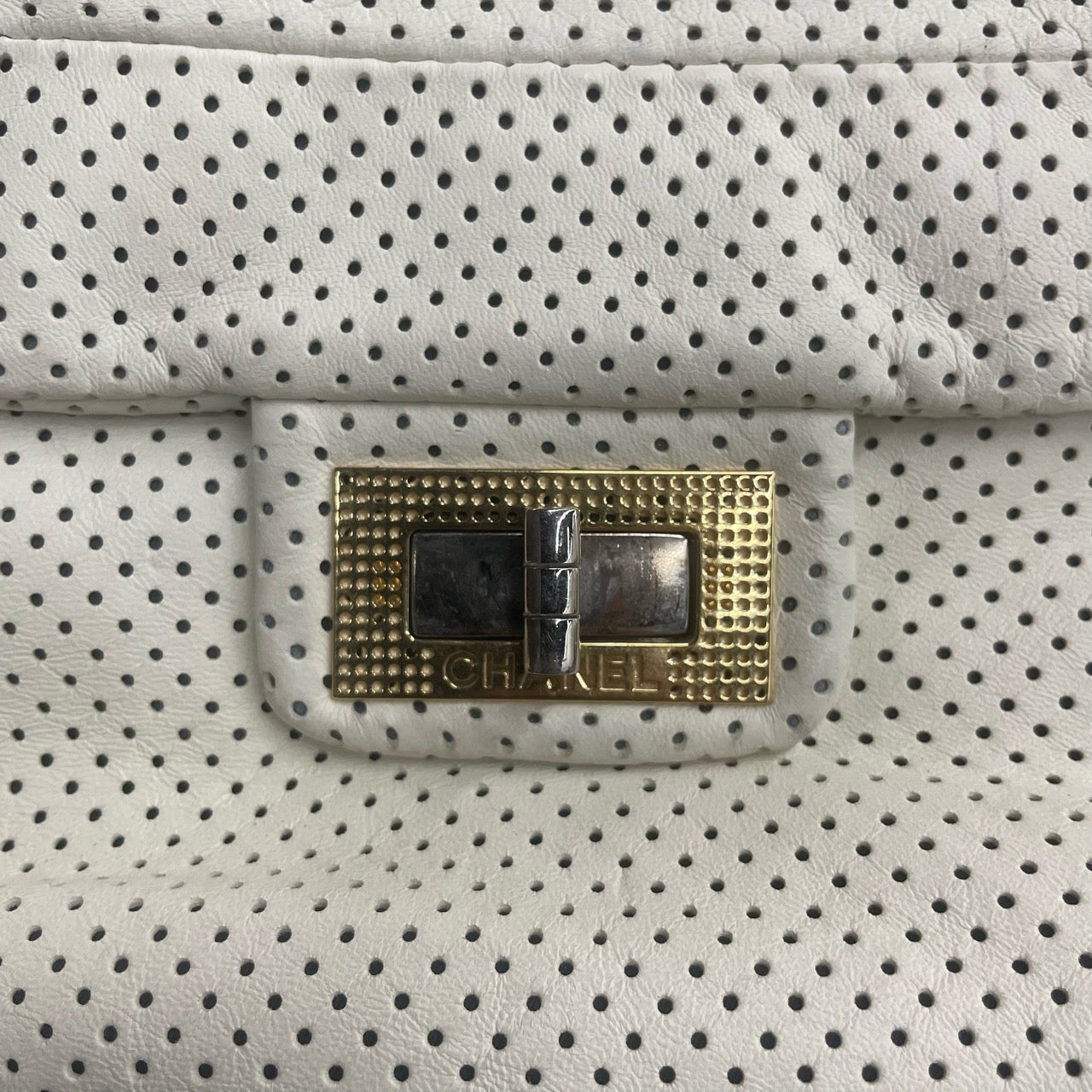 Chanel 2.55 Flap Hollowed cowhide offwhite&nbsp;