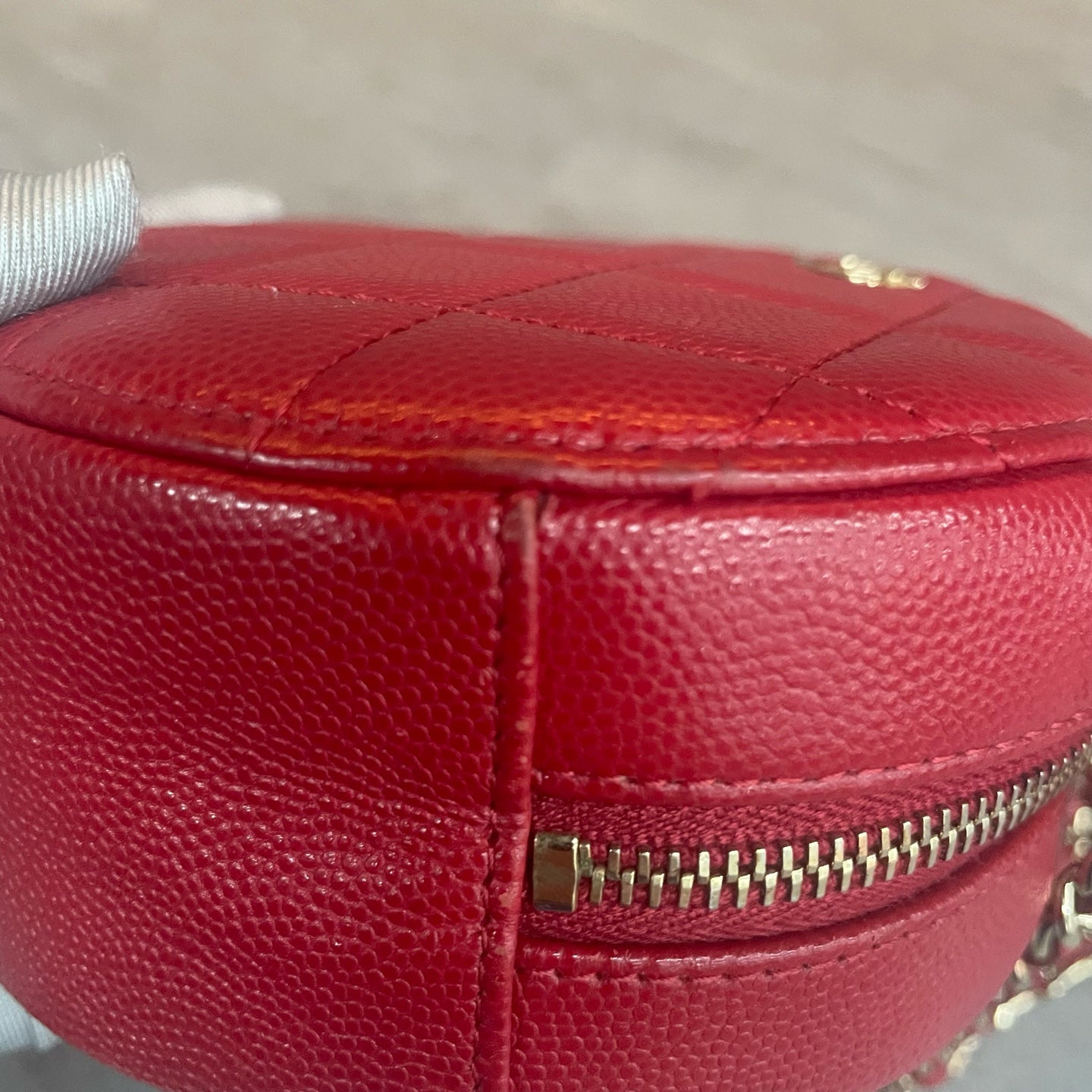 Chanel Round cake bun lychee pattern red