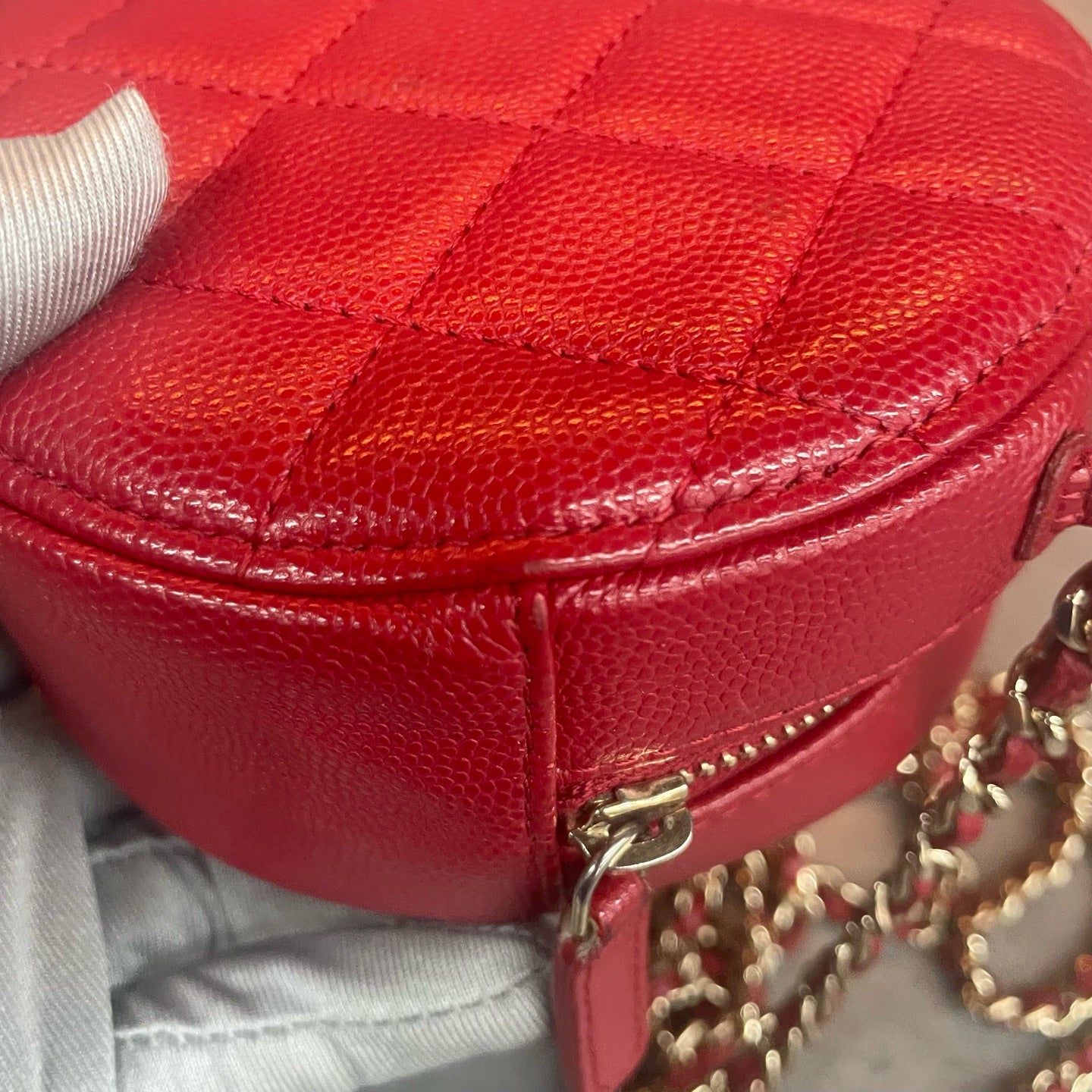 Chanel Round cake bun lychee pattern red