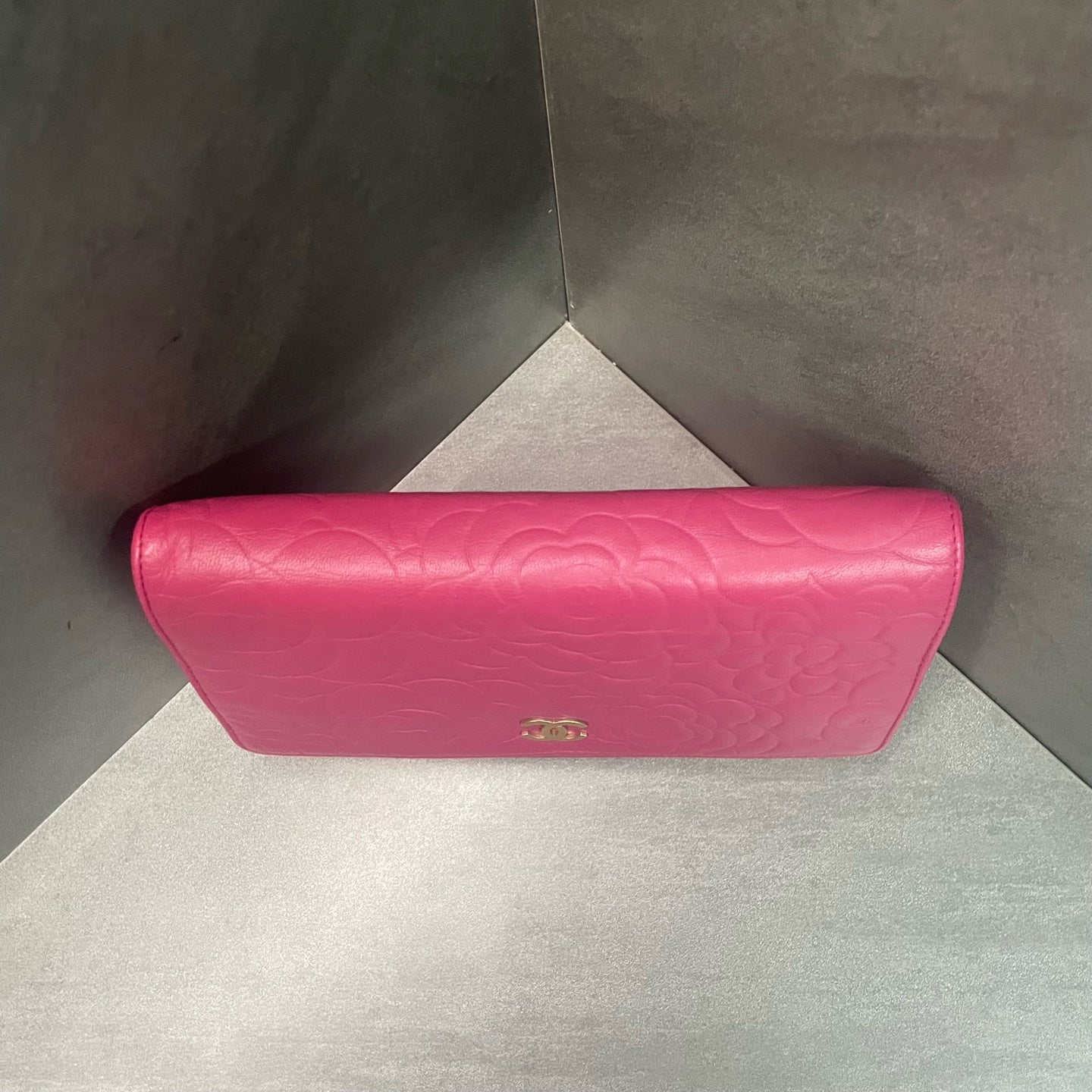 Chanel Camellia series woc pink