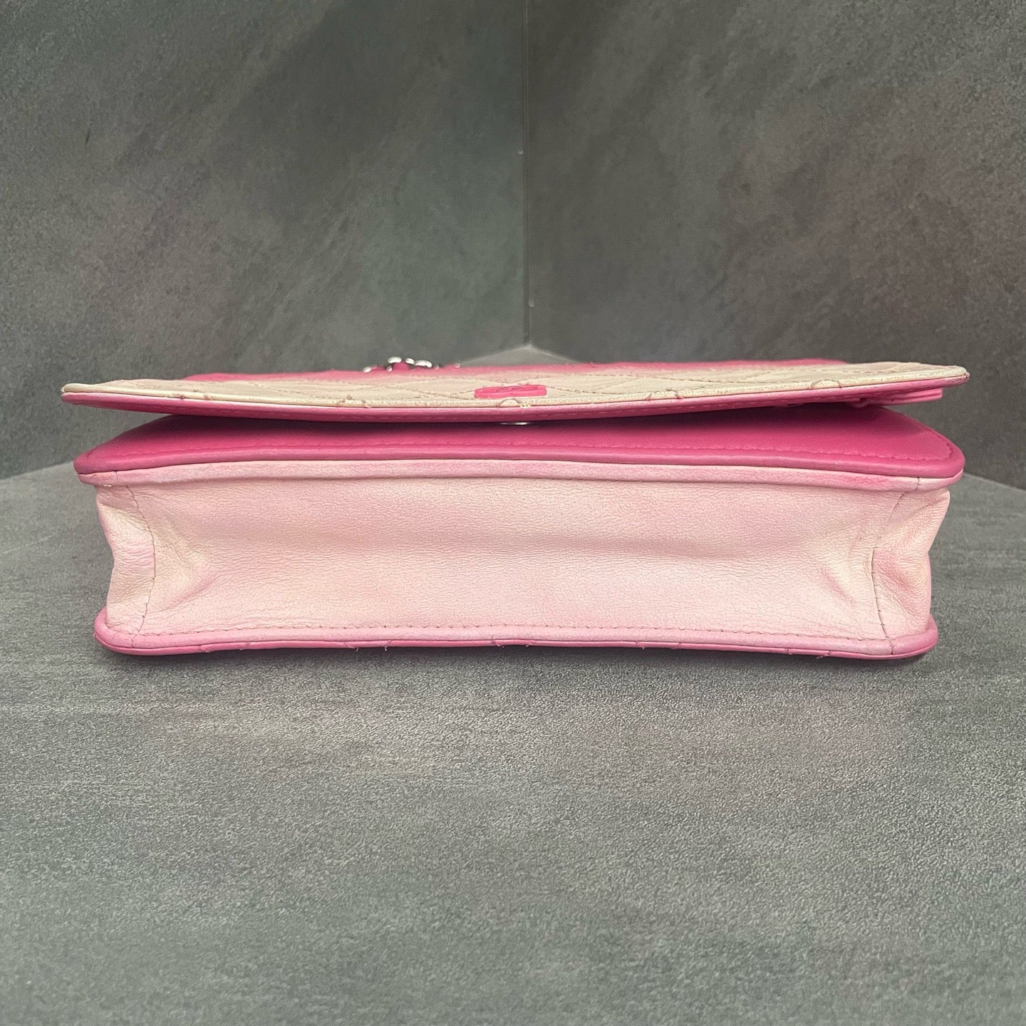 Chanel WOC Pink gradient