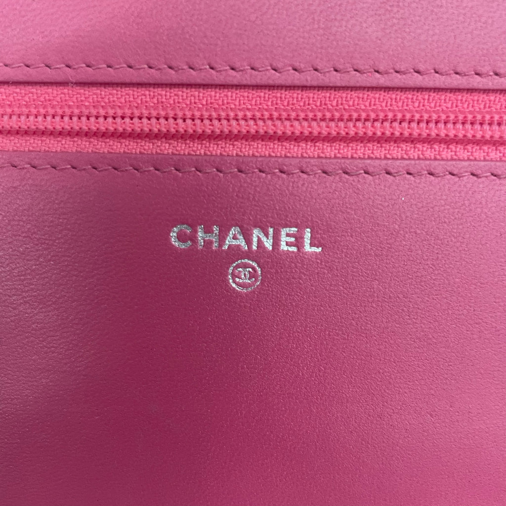 Chanel WOC Pink gradient