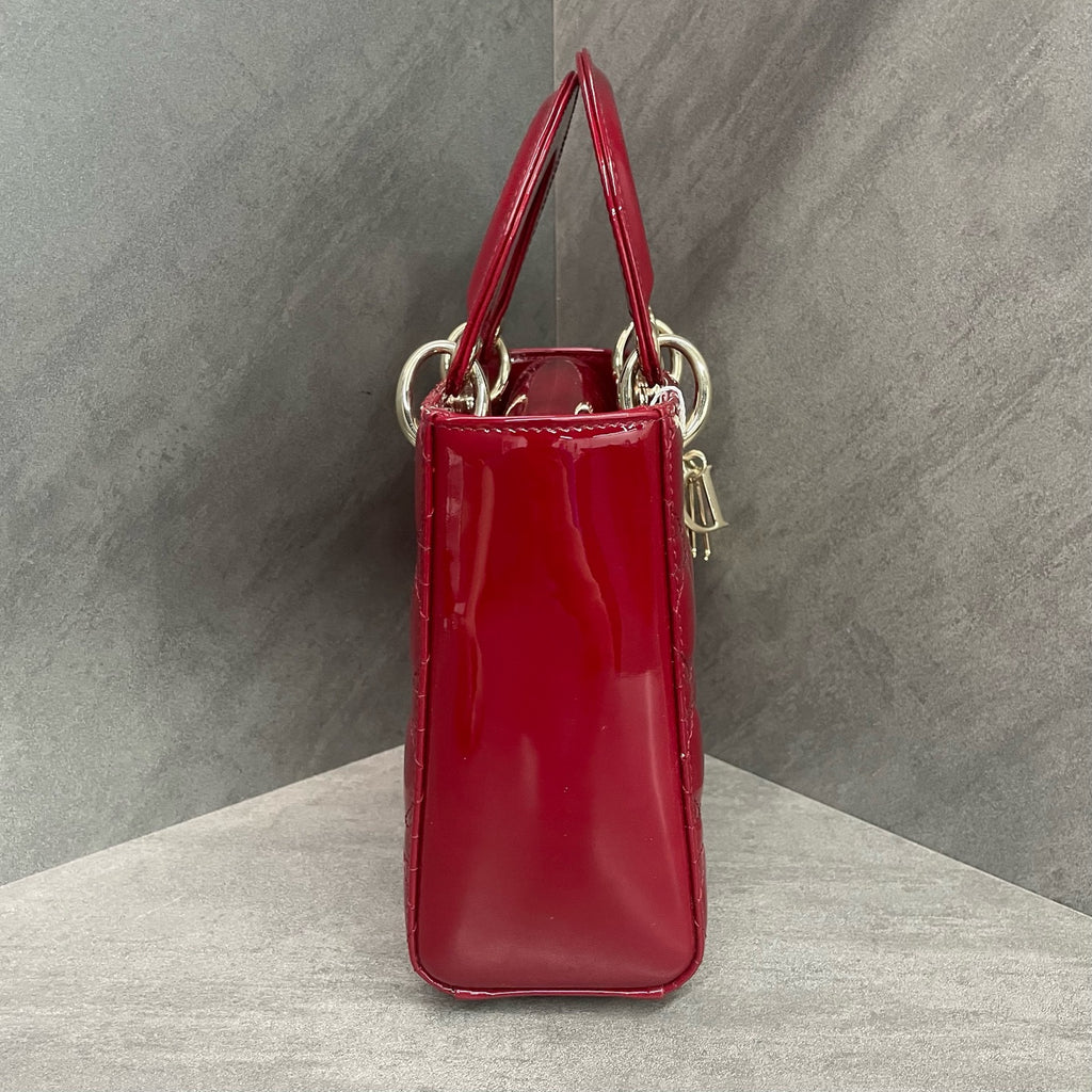 Dior Lady dior middle size patent leather Red