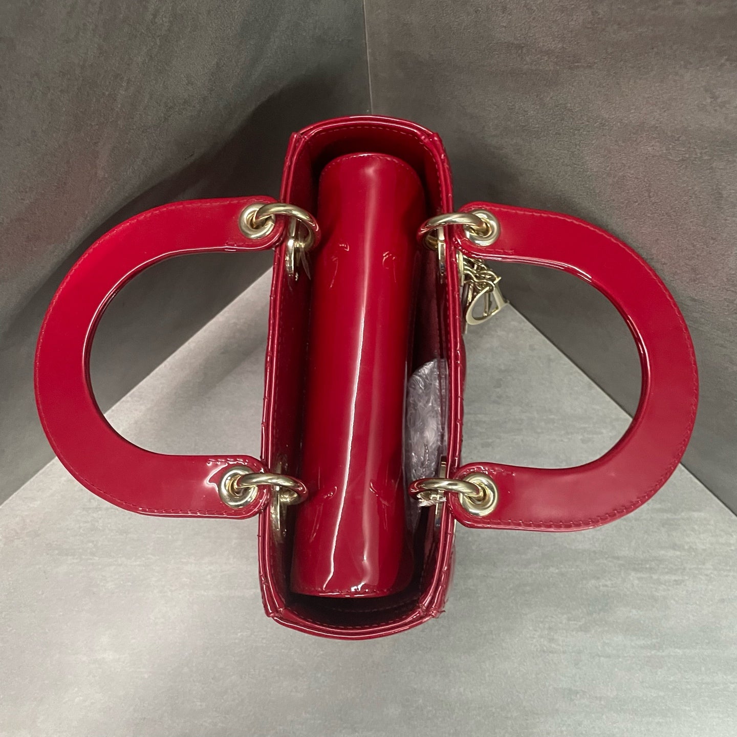 Dior Lady dior middle size patent leather Red