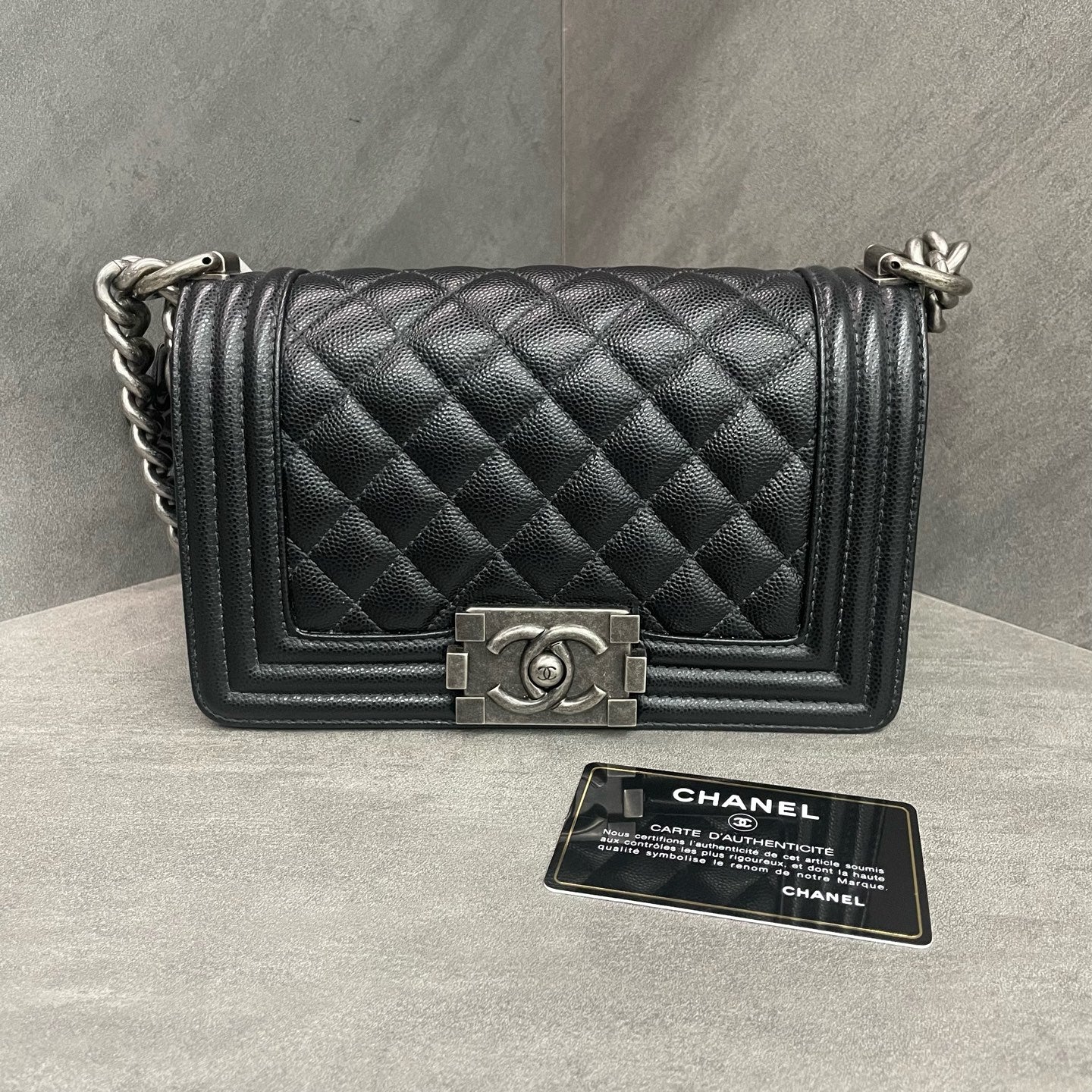 Chanel leboy lichee pattern cowhide small size Black-Sliver