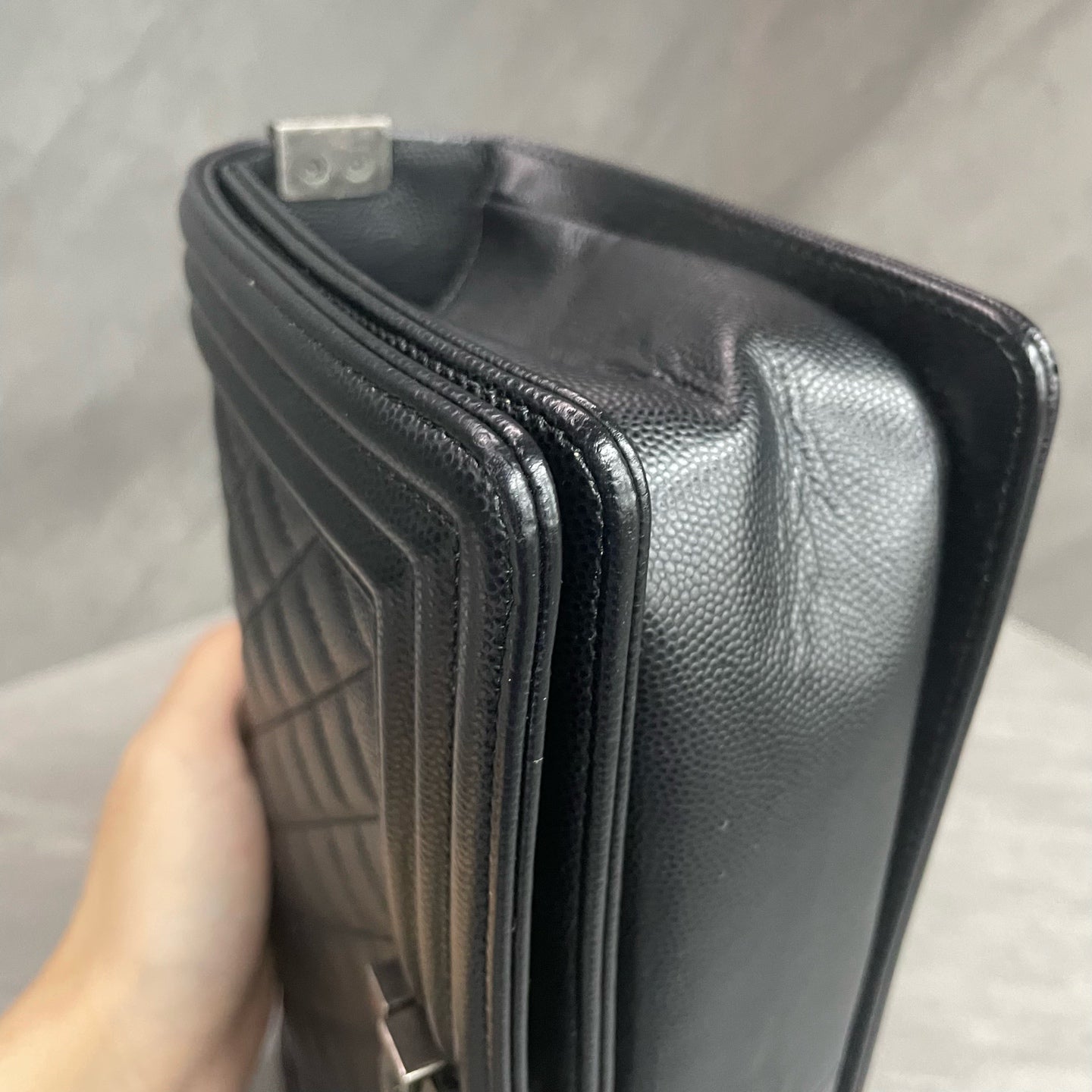 Chanel leboy lichee pattern cowhide middle size Black-Sliver
