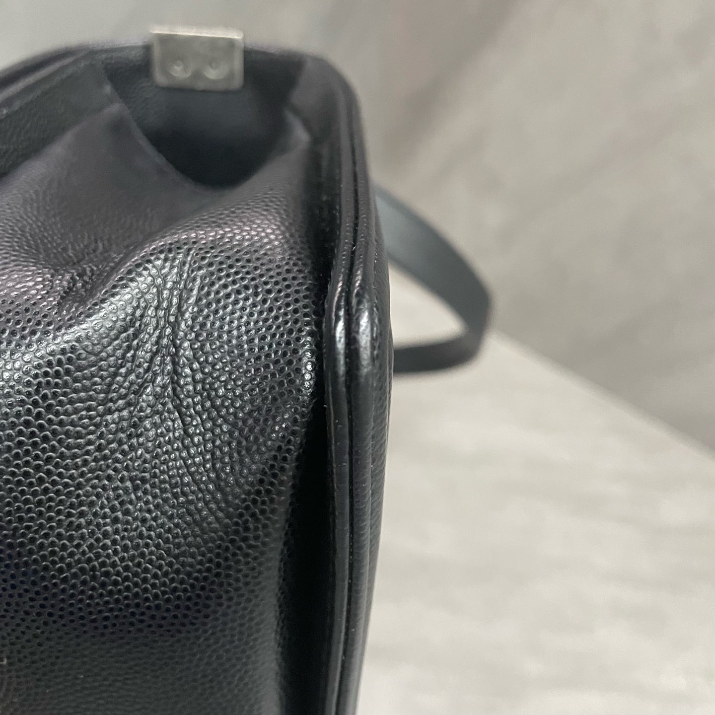 Chanel leboy lichee pattern cowhide middle size Black-Sliver