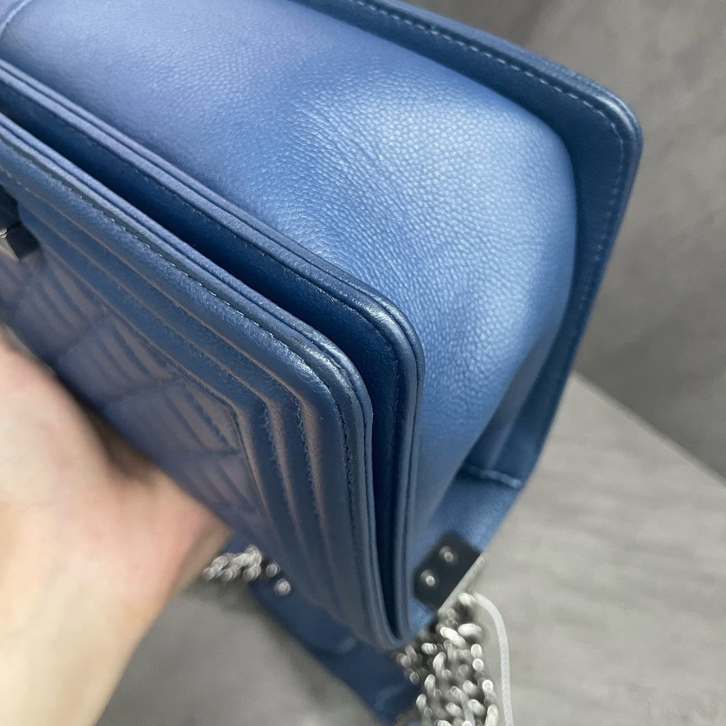 Chanel leboy lichee pattern cowhide middle size Blue