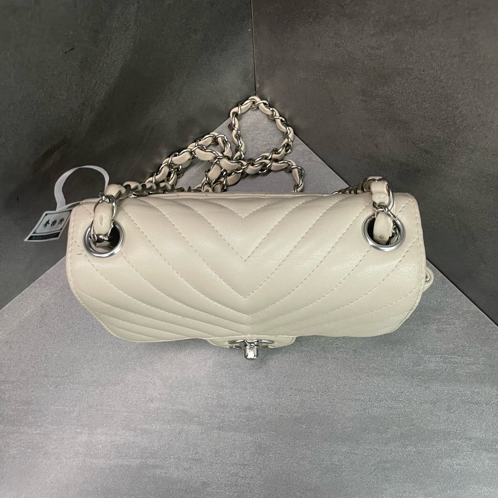 Chanel Classic Flap mini suqare “V”pattern sheepskin offwhite