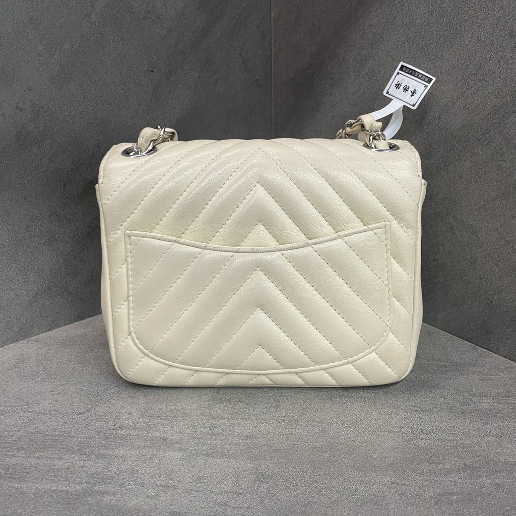 Chanel Classic Flap mini suqare “V”pattern sheepskin offwhite