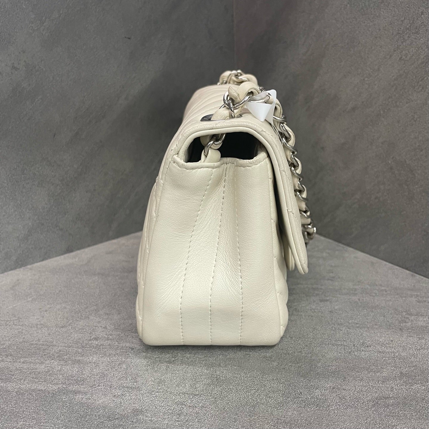 Chanel Classic Flap mini suqare “V”pattern sheepskin offwhite