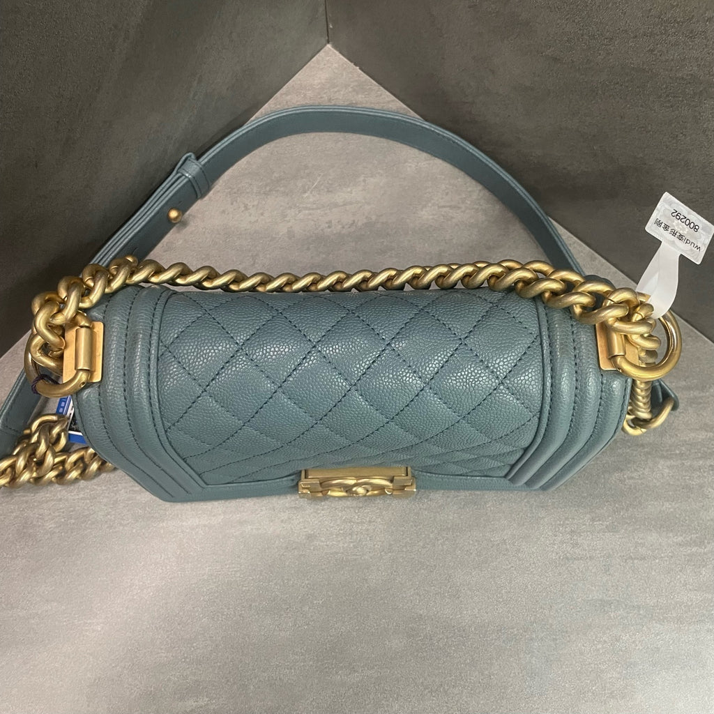 Chanel leboy lichee pattern cowhide small size Lake green
