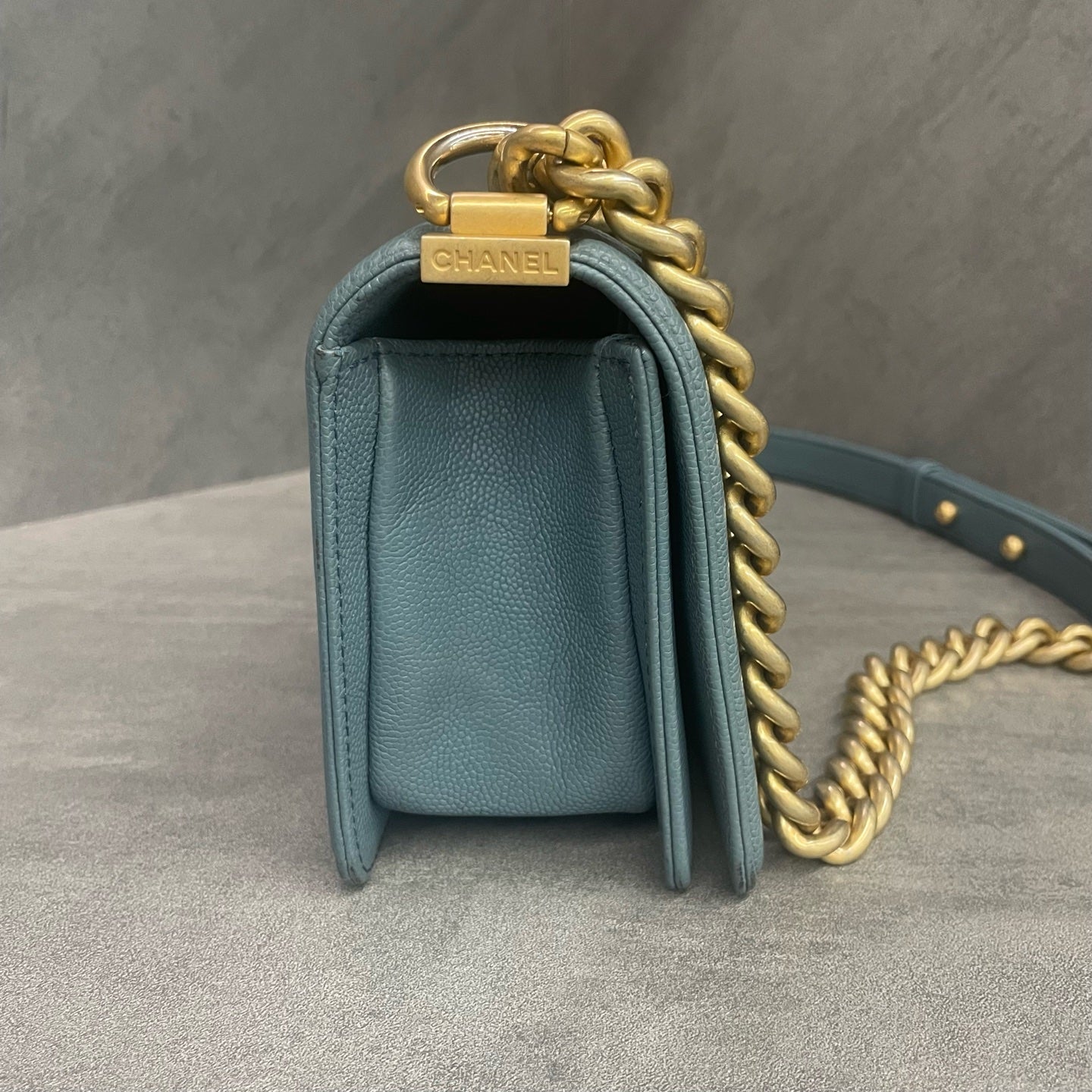 Chanel leboy lichee pattern cowhide small size Lake green