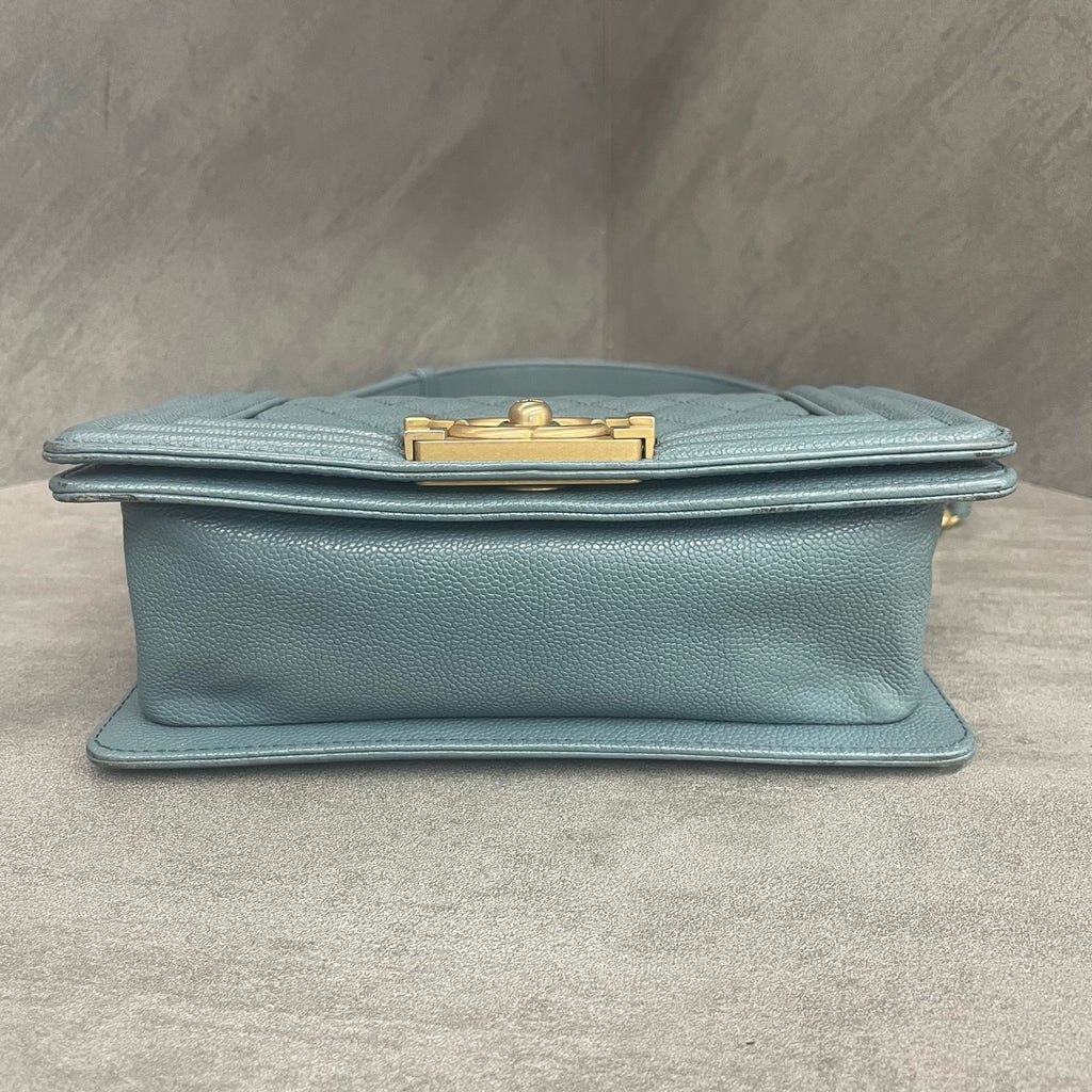 Chanel leboy lichee pattern cowhide small size Lake green