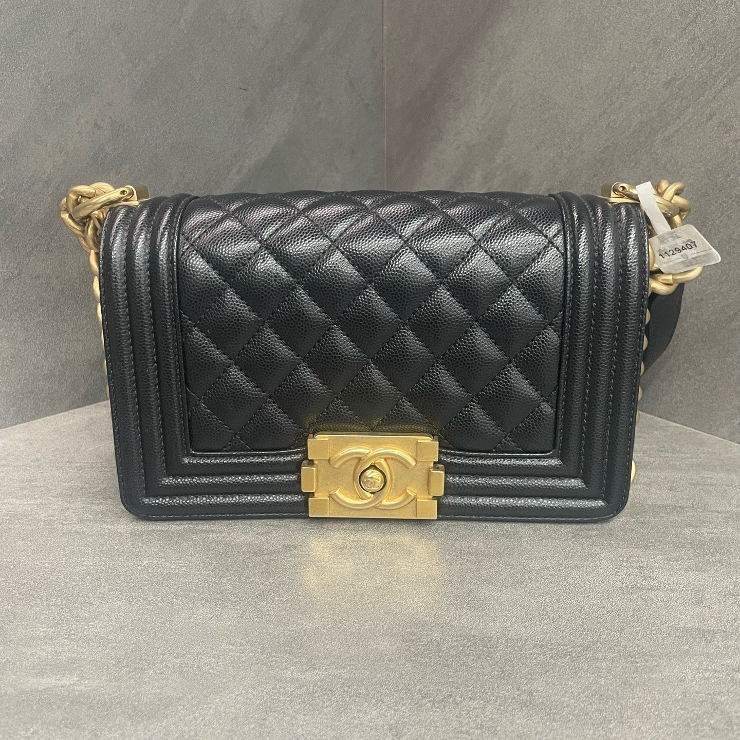 Chanel leboy lichee pattern cowhide Small size Black-Gold