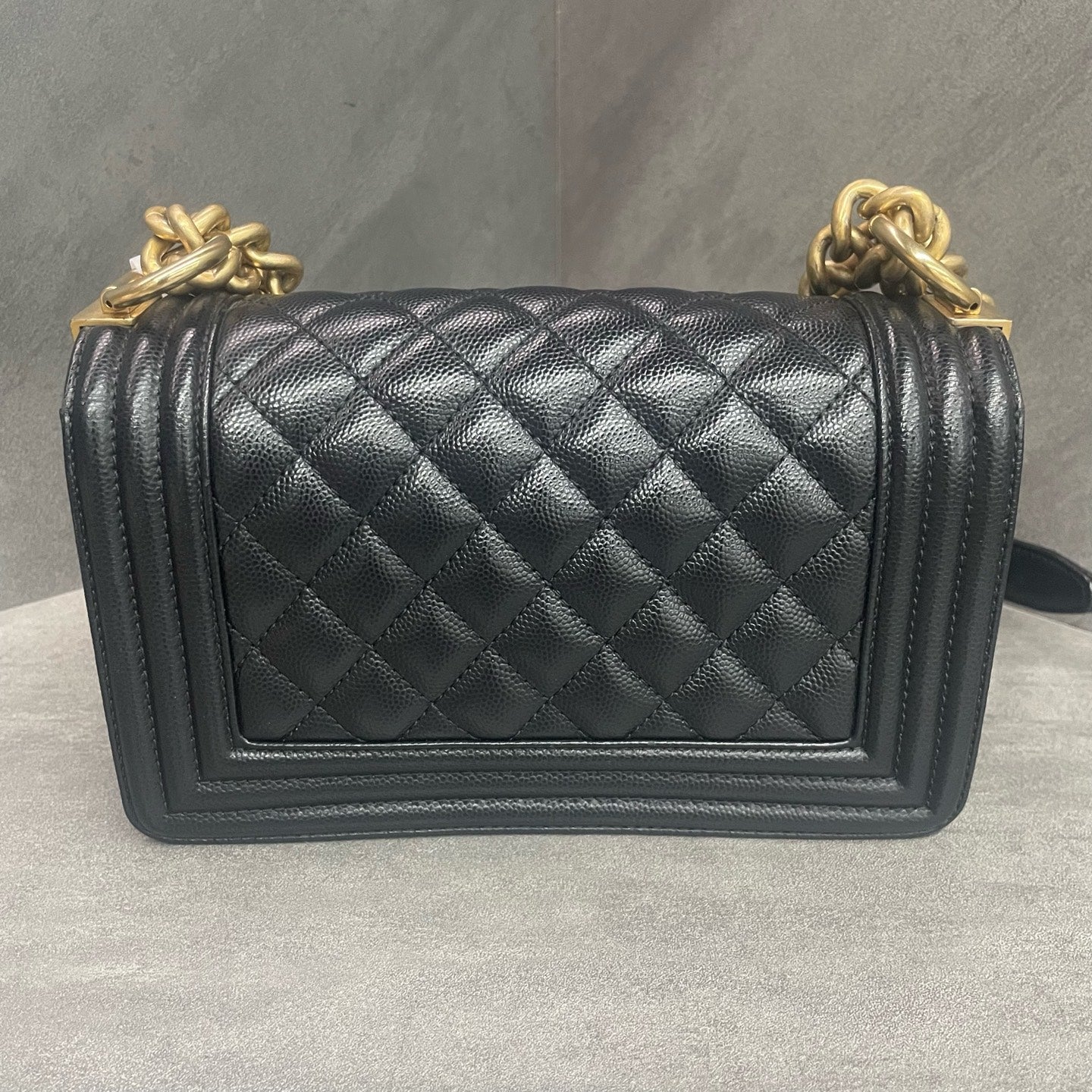 Chanel leboy lichee pattern cowhide Small size Black-Gold