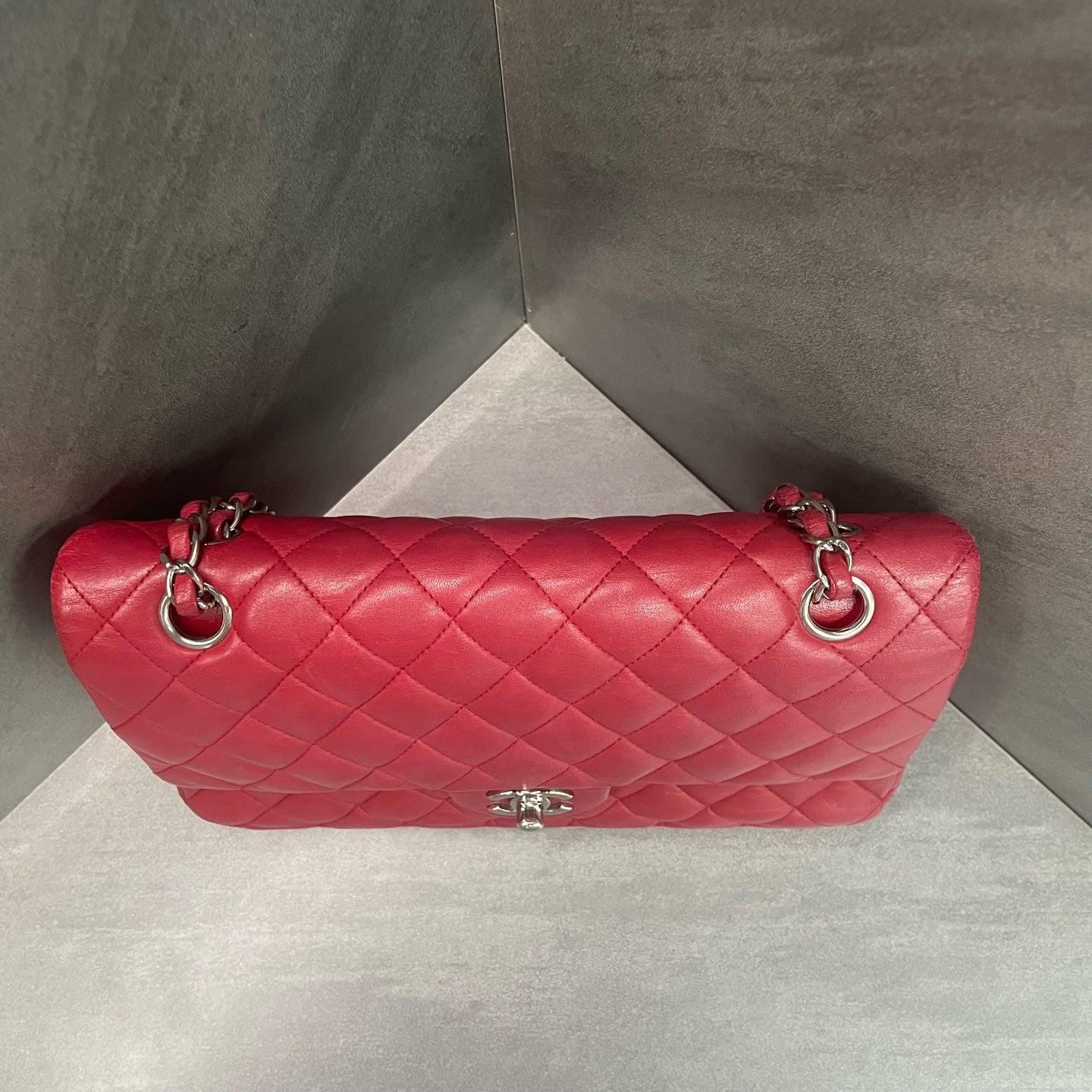 Chanel Classic Flap sheepskin middle size Red
