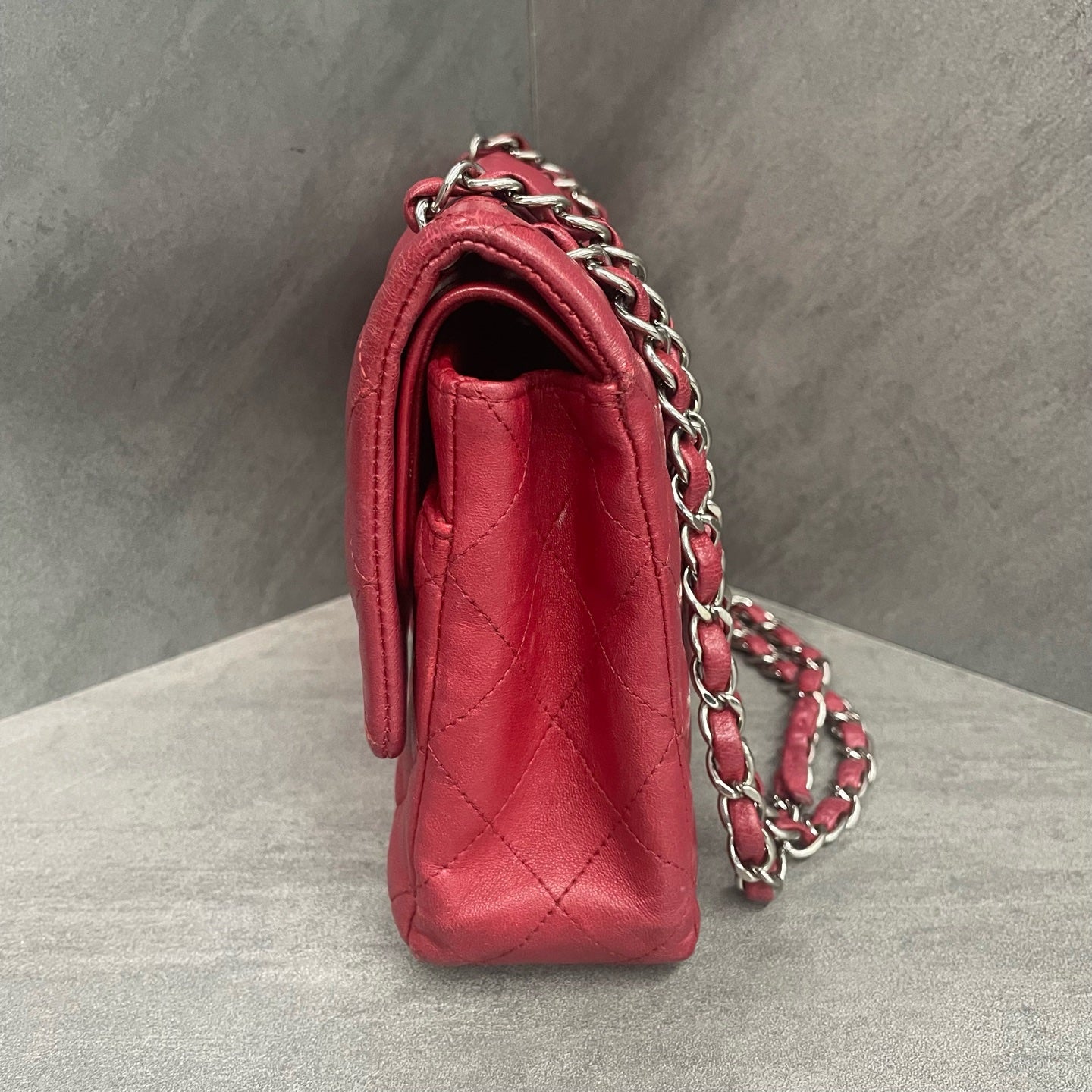 Chanel Classic Flap sheepskin middle size Red