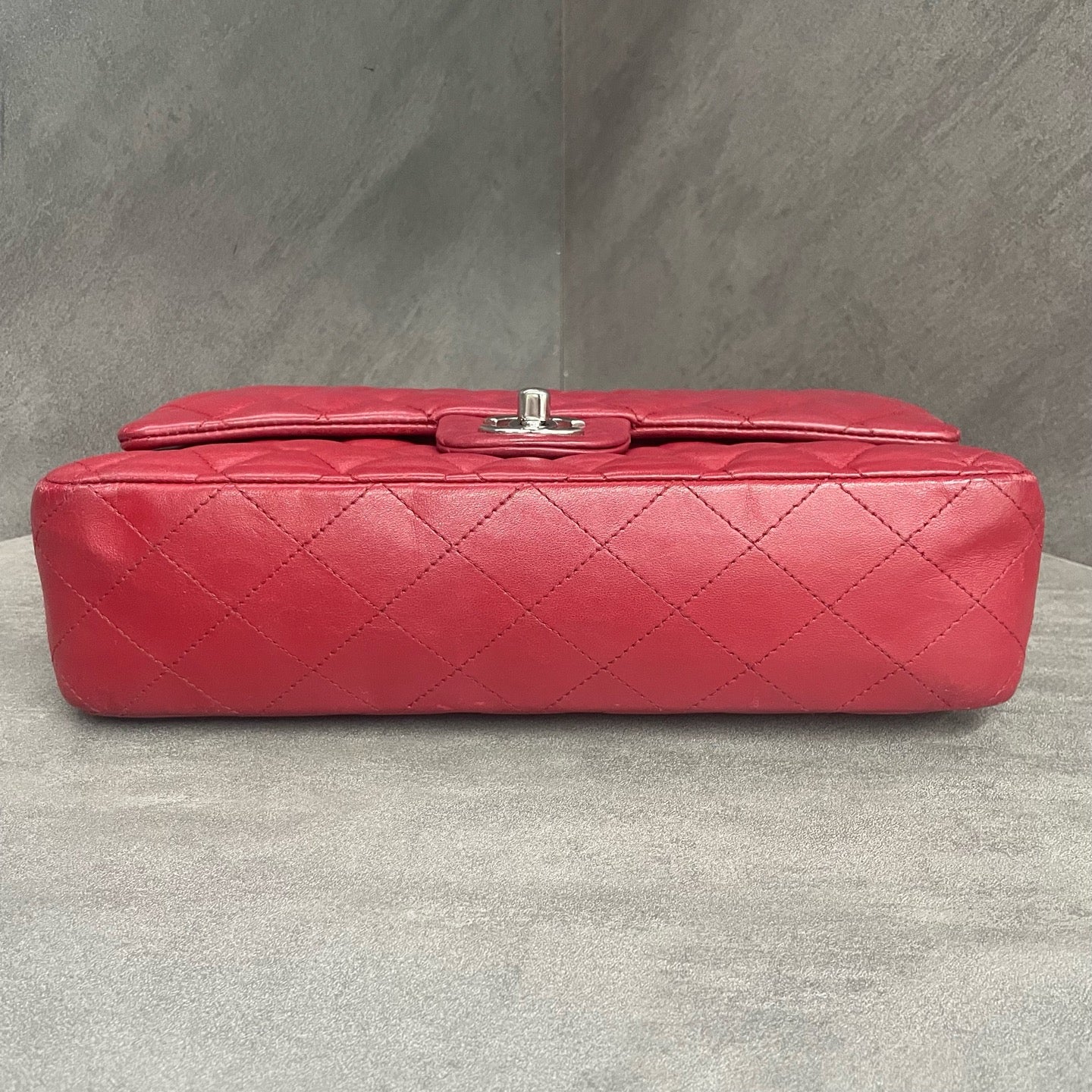 Chanel Classic Flap sheepskin middle size Red