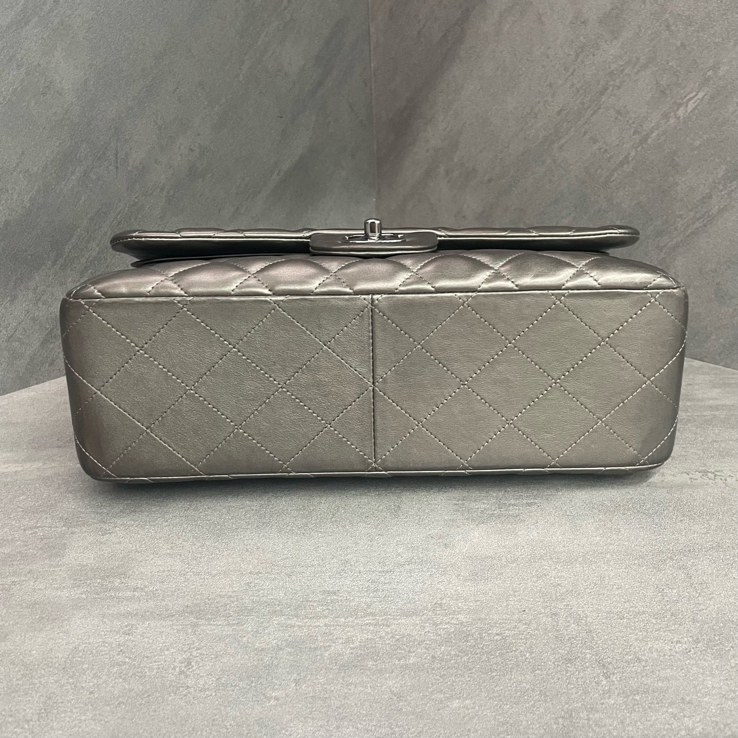 Chanel Classic Flap Sheepskin Jumbo Sliver