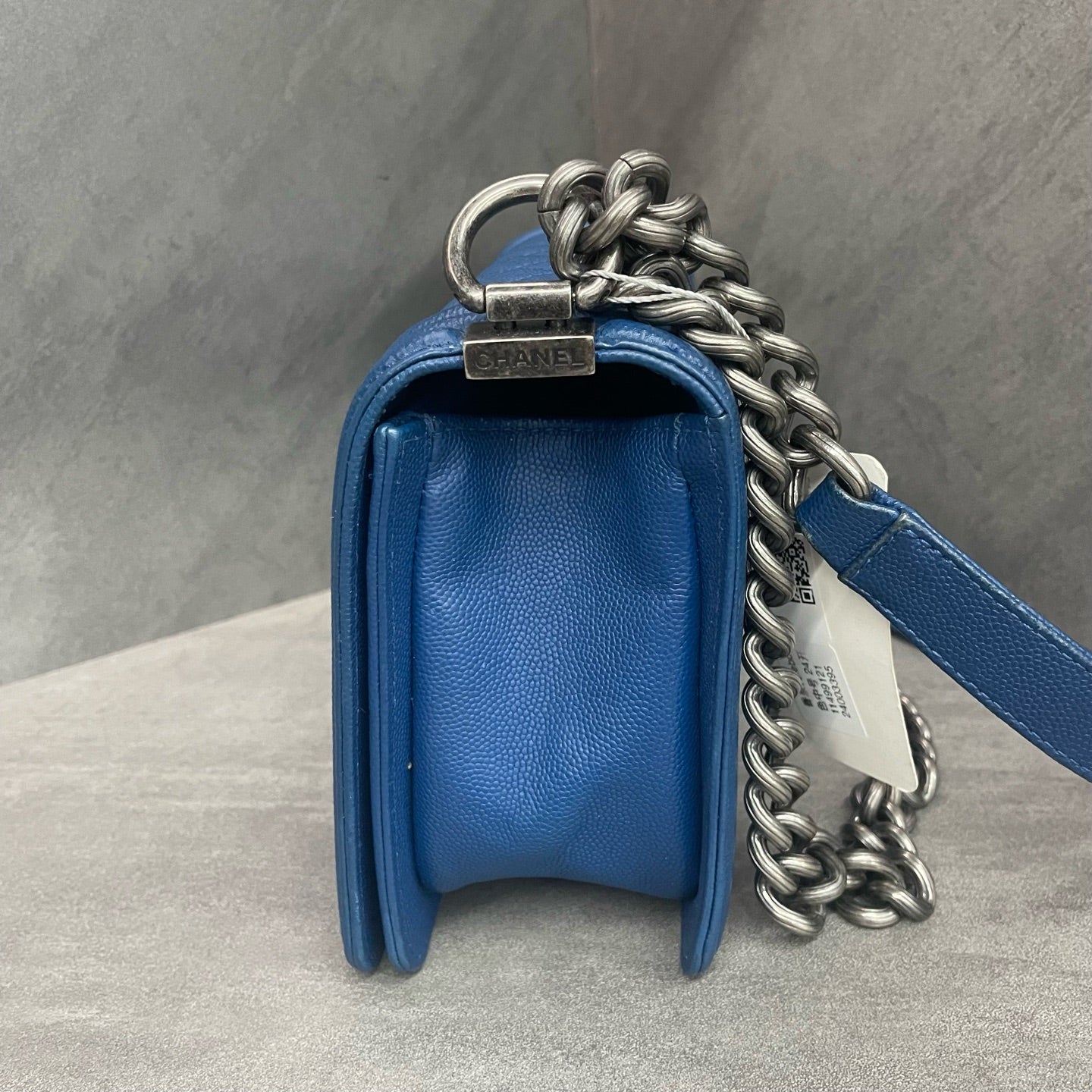 Chanel leboy lichee pattern cowhide middle size Blue-Sliver