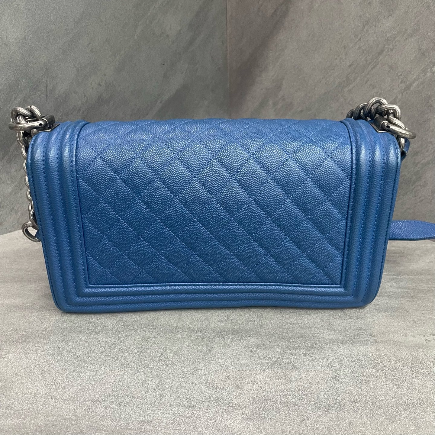 Chanel leboy lichee pattern cowhide middle size Blue-Sliver