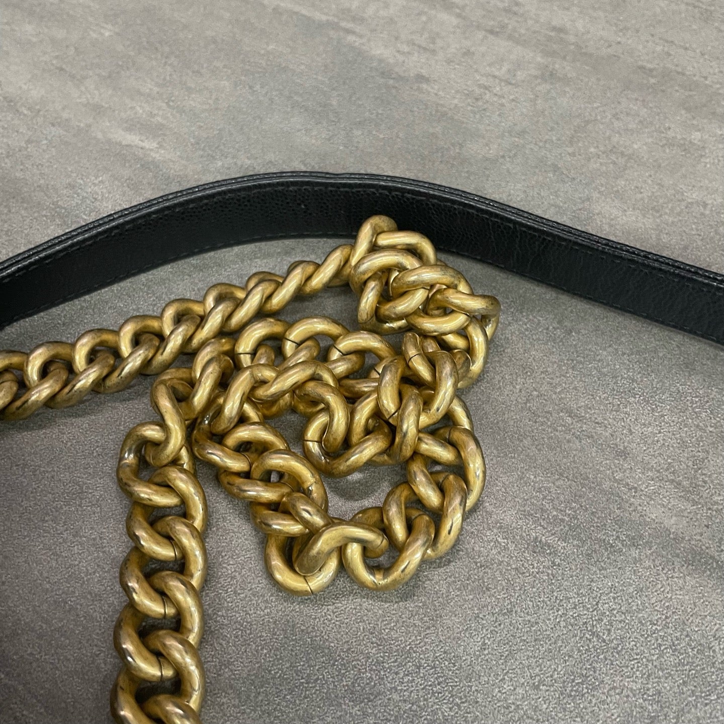 Chanel leboy lichee pattern cowhide middle size Black-Gold