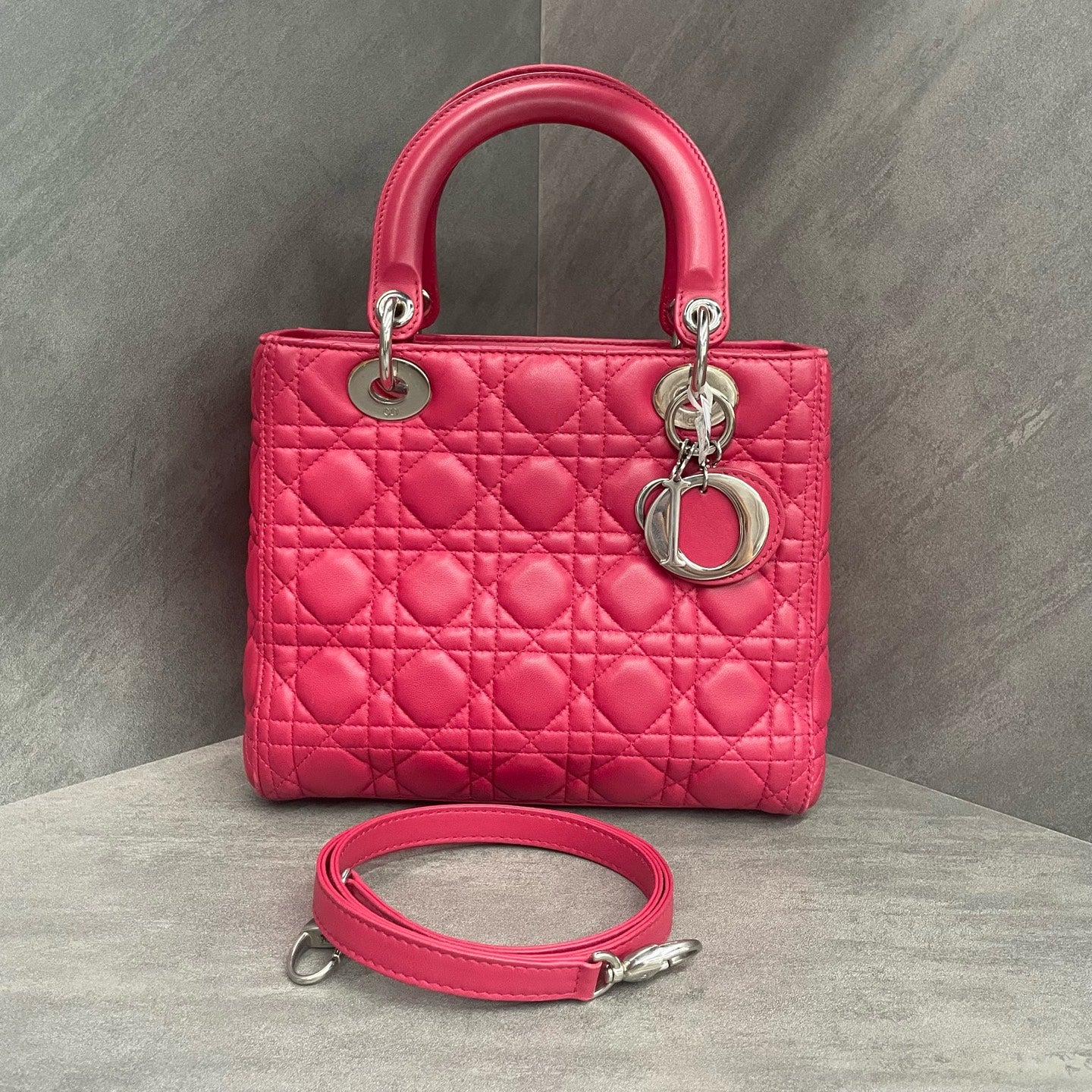 Dior Lady dior sheepskin middle size Pink