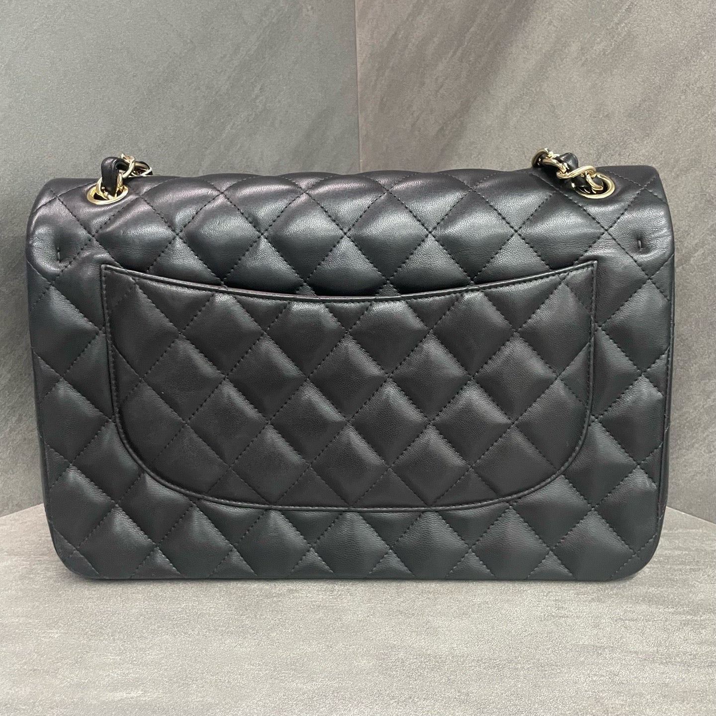 Chanel Classic Flap sheepskin Jumbo Black-Gold
